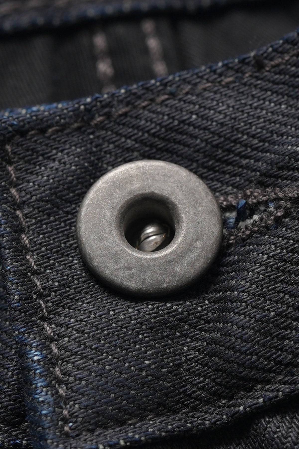 NEIGBORL Retro Washed Pleated Straight-Leg Jeans — detail