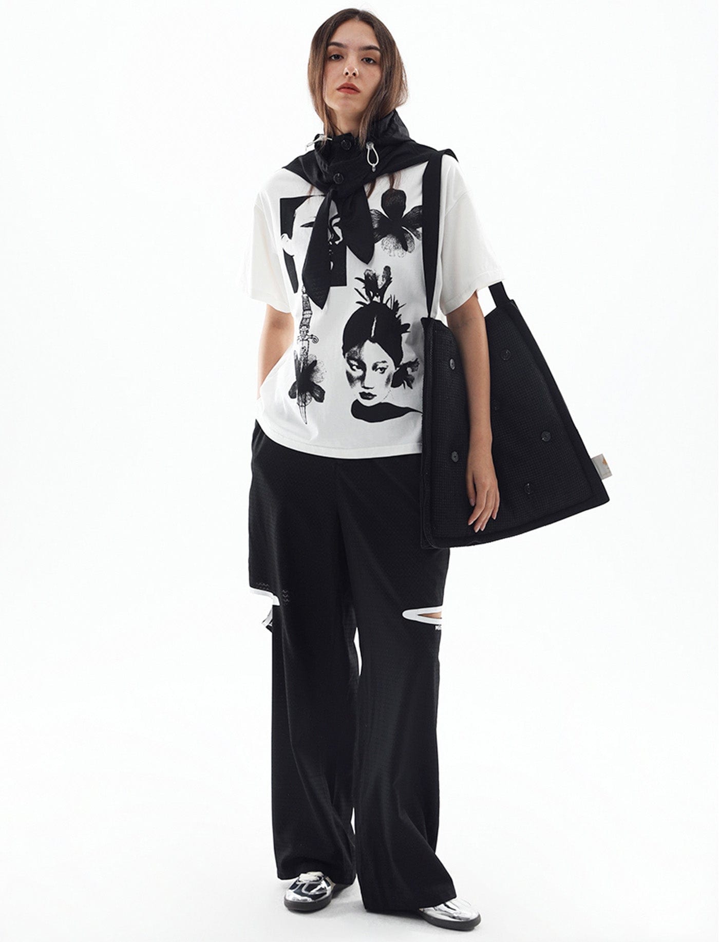 MIICHOUS Modern Cut-out Logo Pants