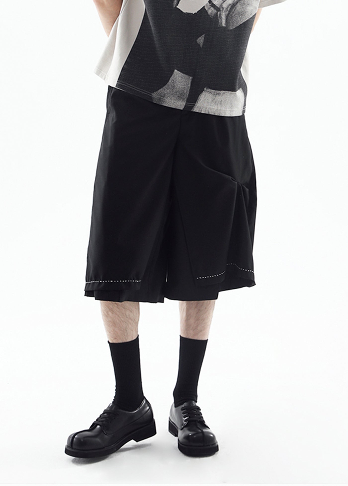 MIICHOUS Essential Pleated Oversize Shorts