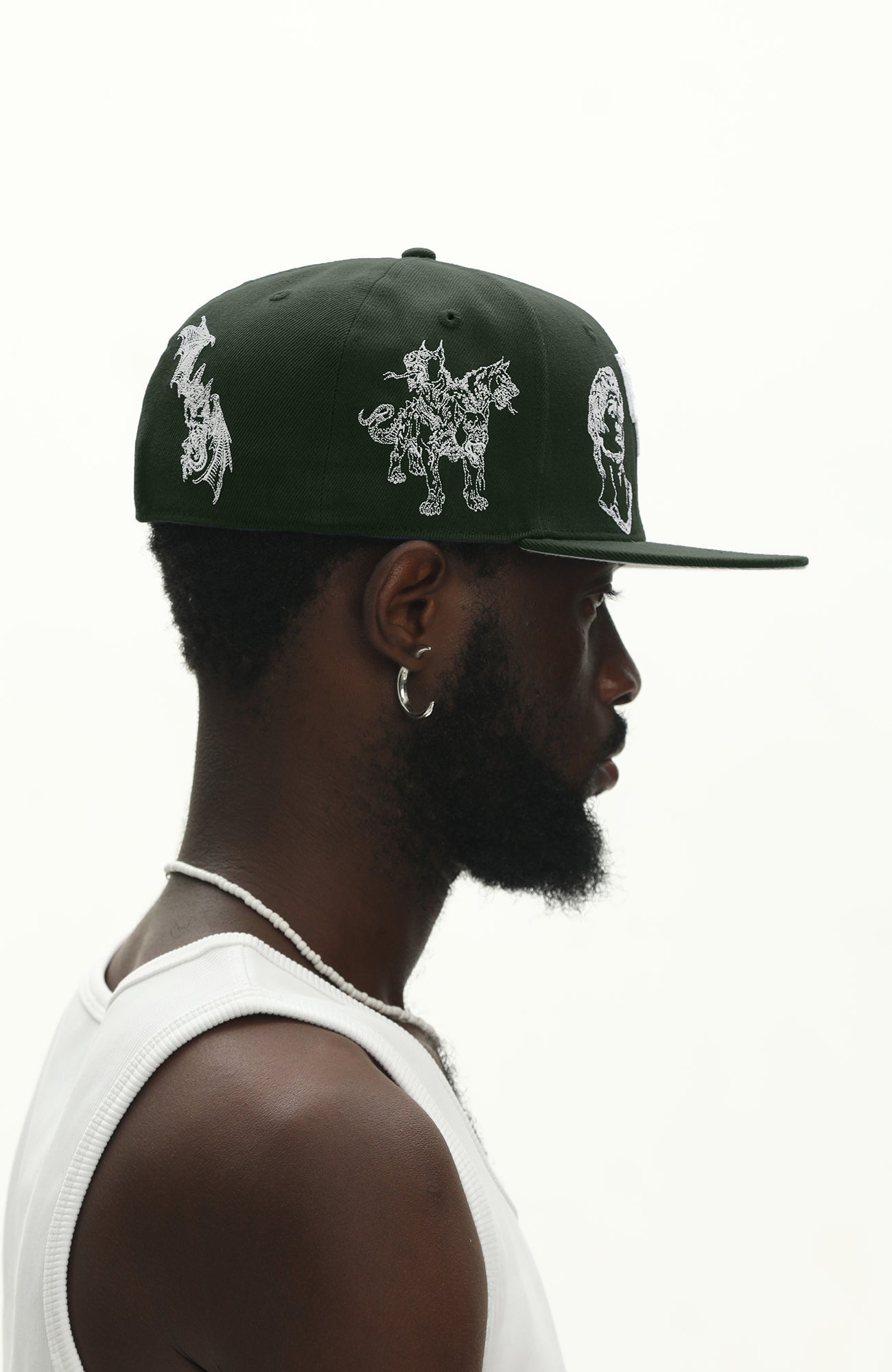 UNTILWERICH Embroidered Flat Brim Fitted Cap