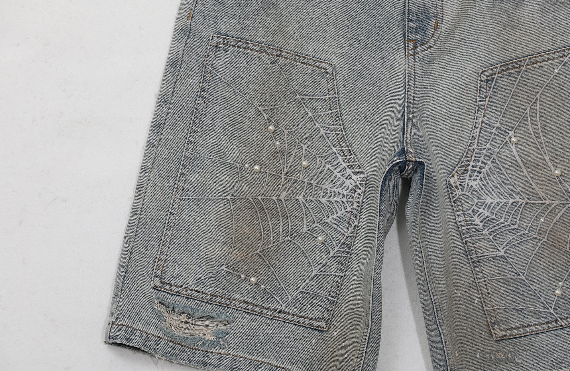 UNTILWERICH Spider Web Embroidered Pearl Denim Shorts