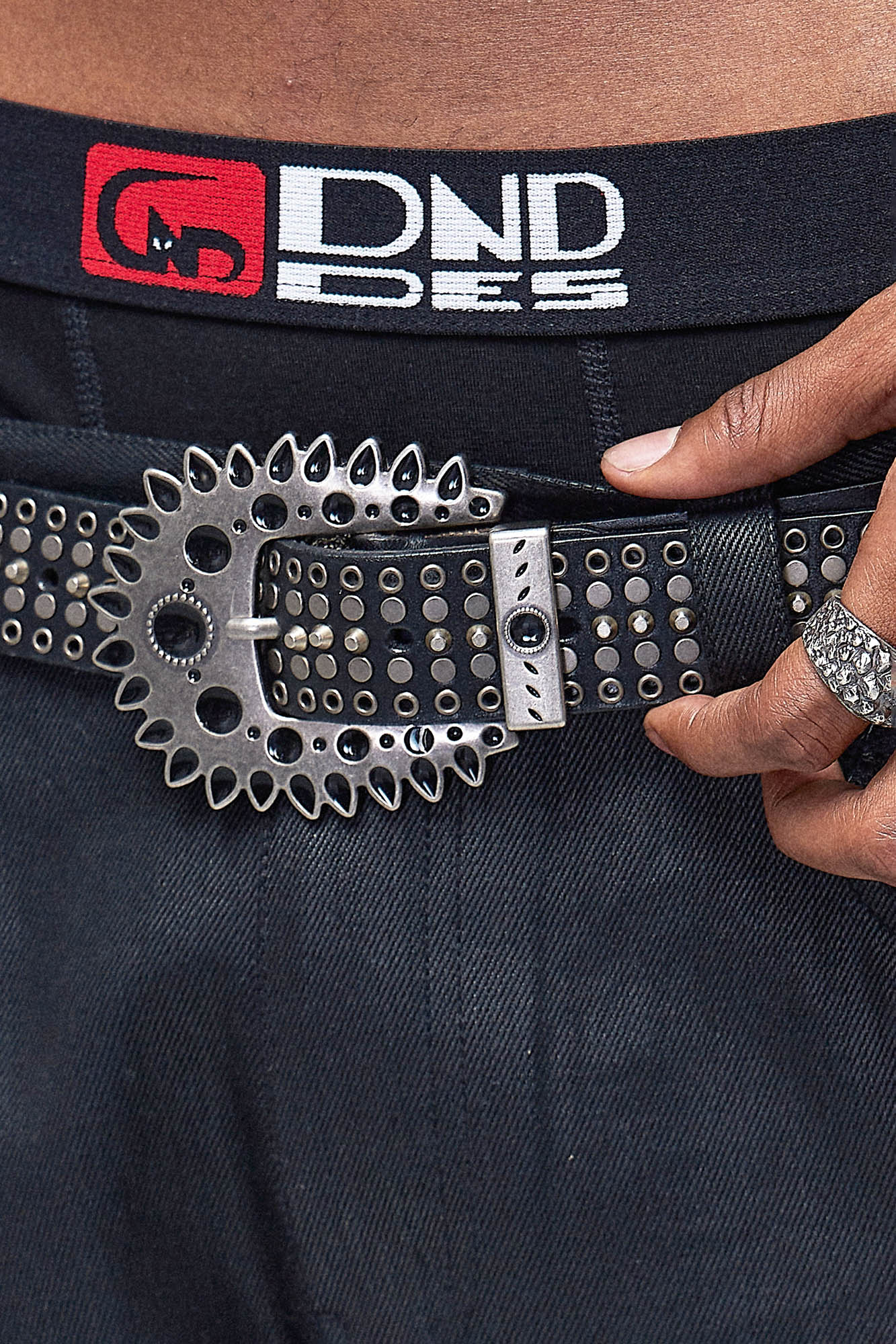 DND4DES Geared Spiky Buckle Leather Belt