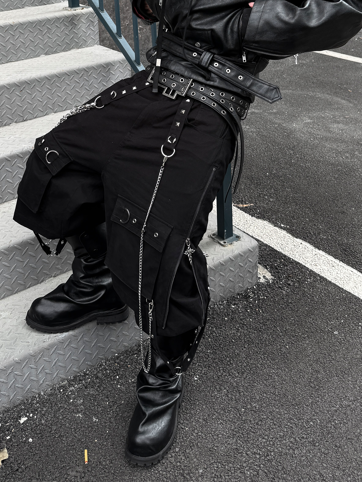 TH4SWE Punk Chain-Strap Cargo Pants