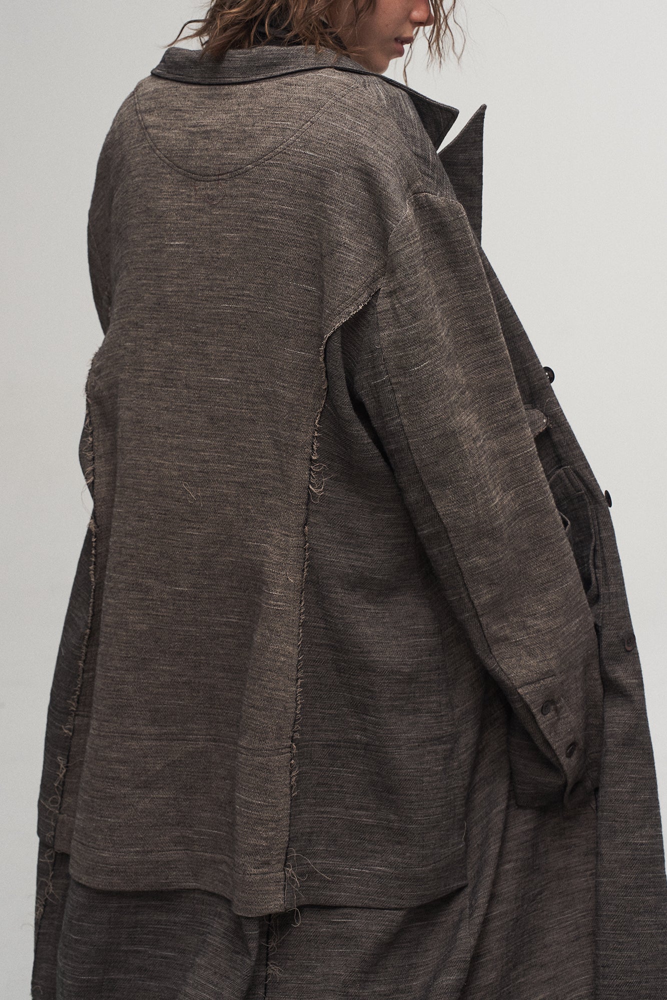 ILNya Nieternite Nifutur Frayed Seam Paneled Oversized Coat