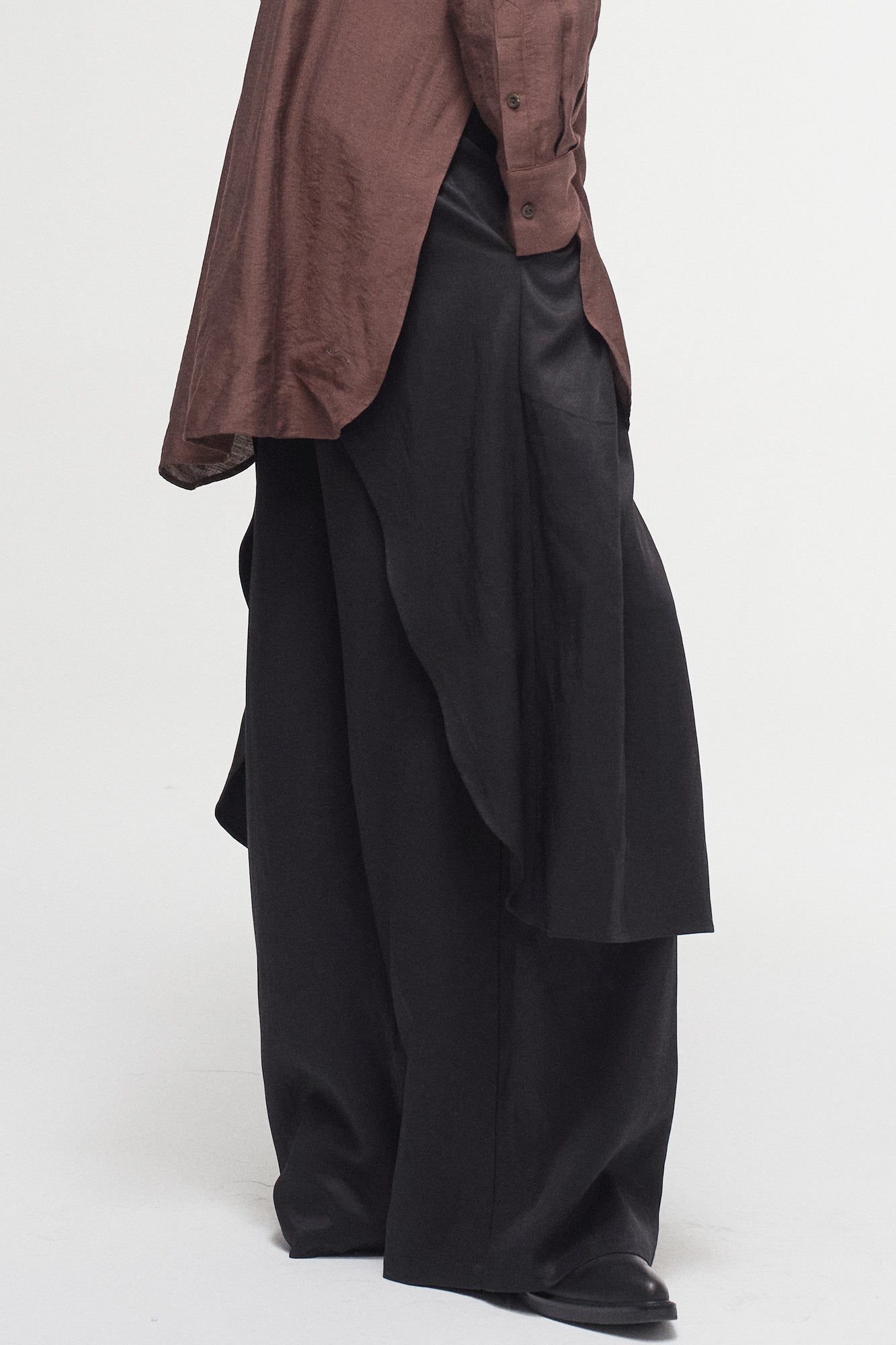 ILNya Nieternite Nifutur Asymmetrical Double-Layer Wide-Leg Pants