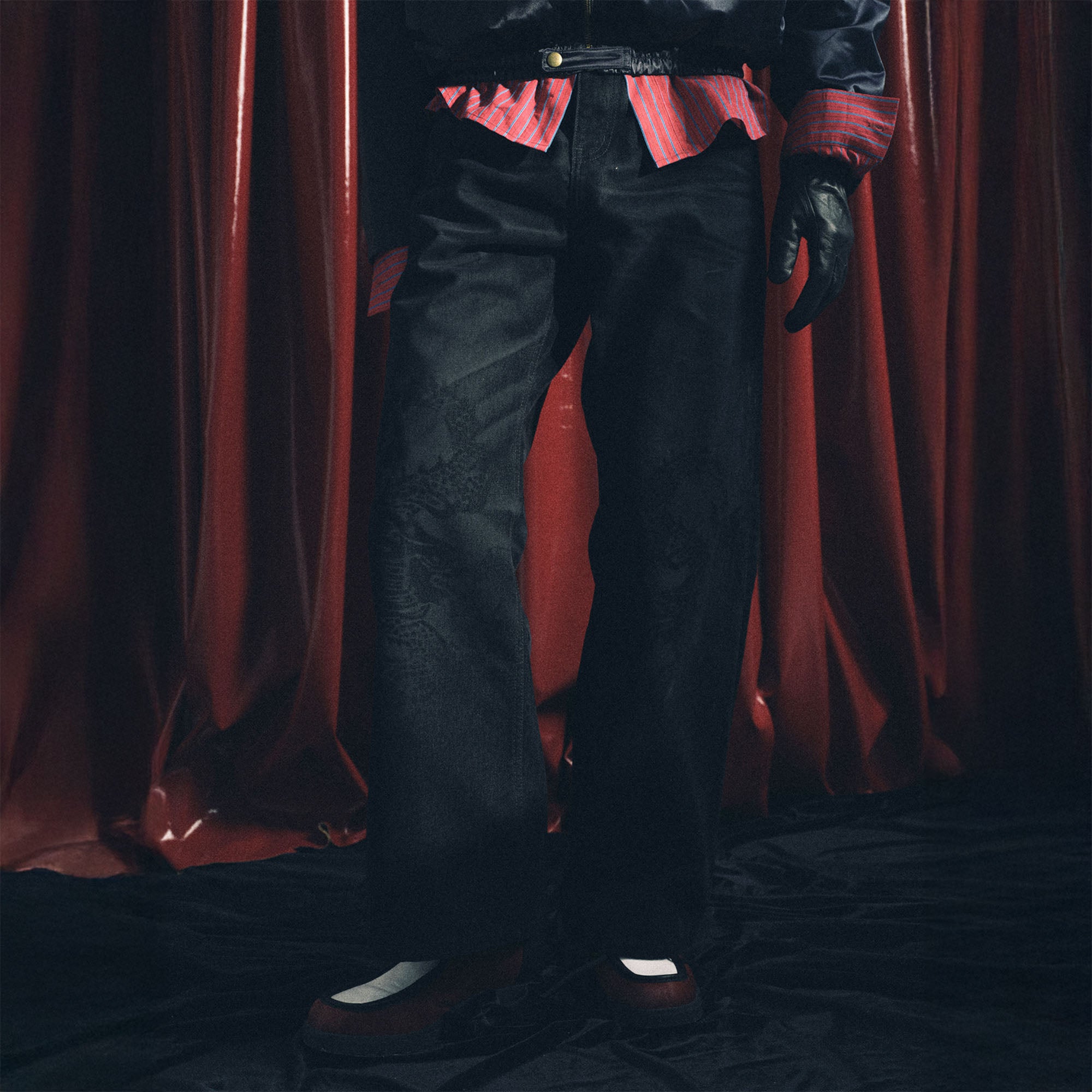 TRECLUB Laser-Etched Dragon Flock Jeans