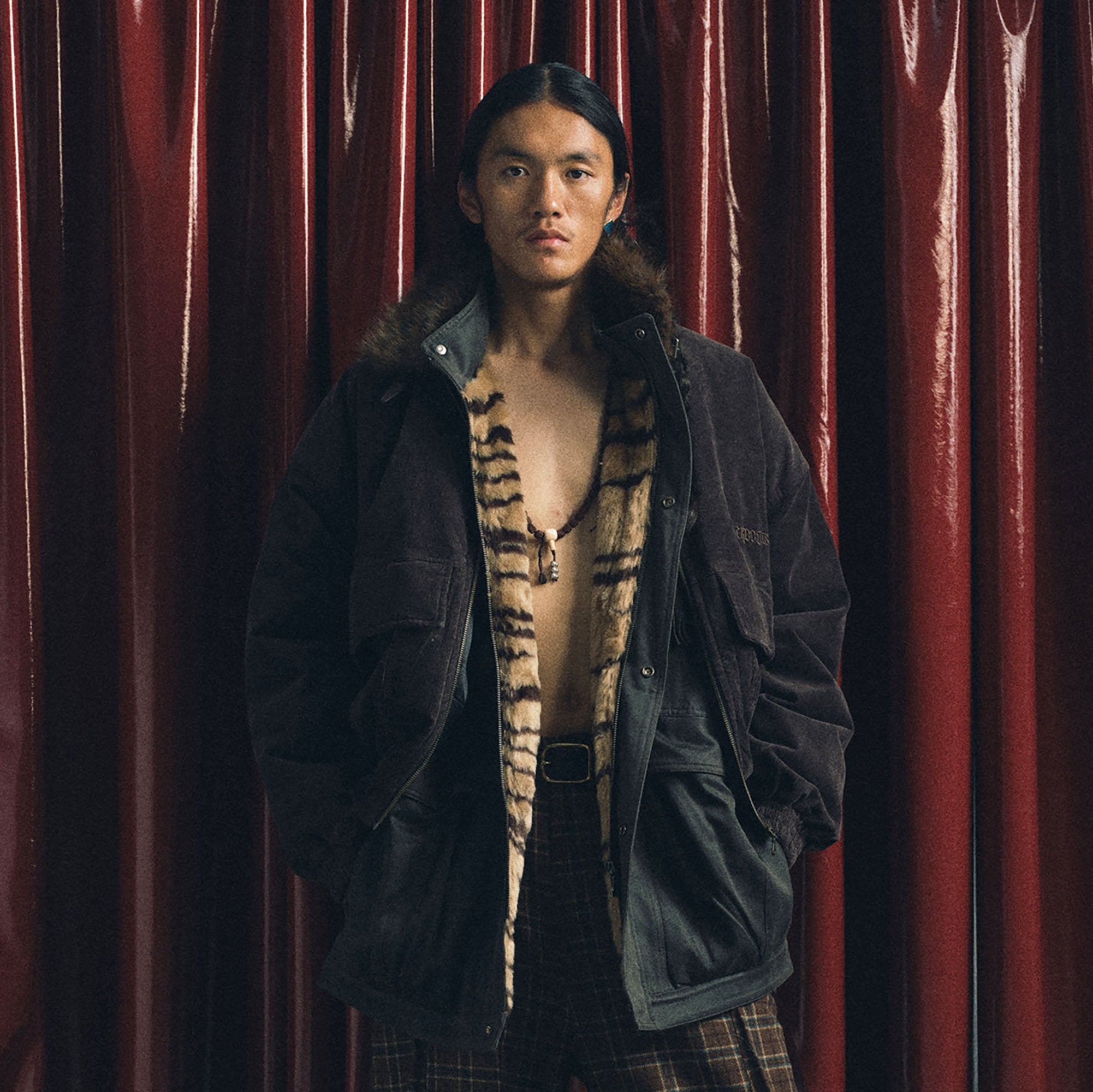 TRECLUB Faux Fur Collar Corduroy Jacket