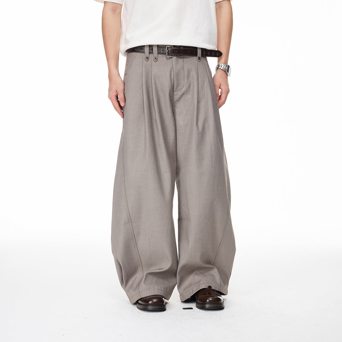 BOTANICA Pleated Curved-Leg Trousers