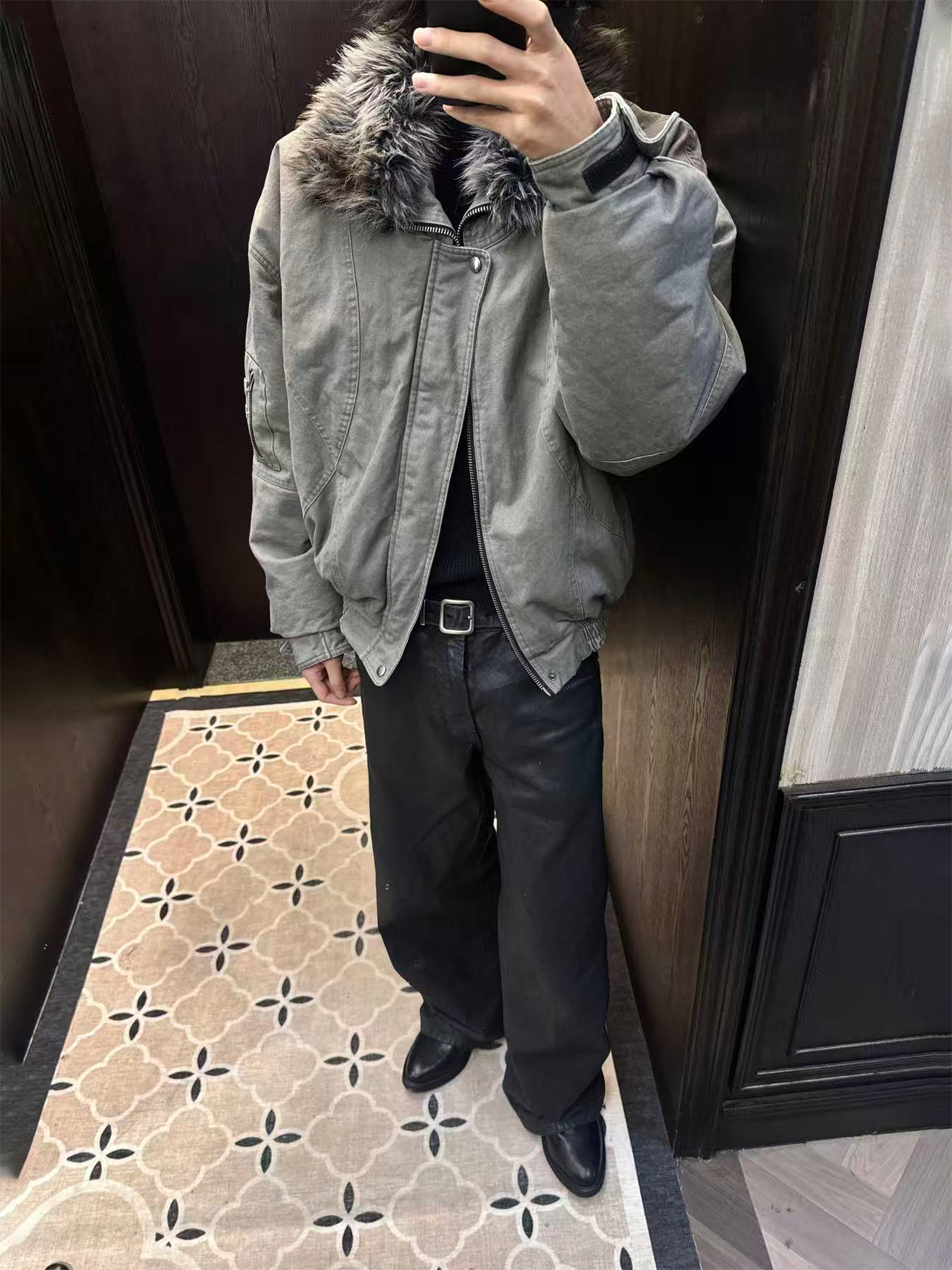 TRECLUB Faux-Fur Lining Washed Bomber Jacket