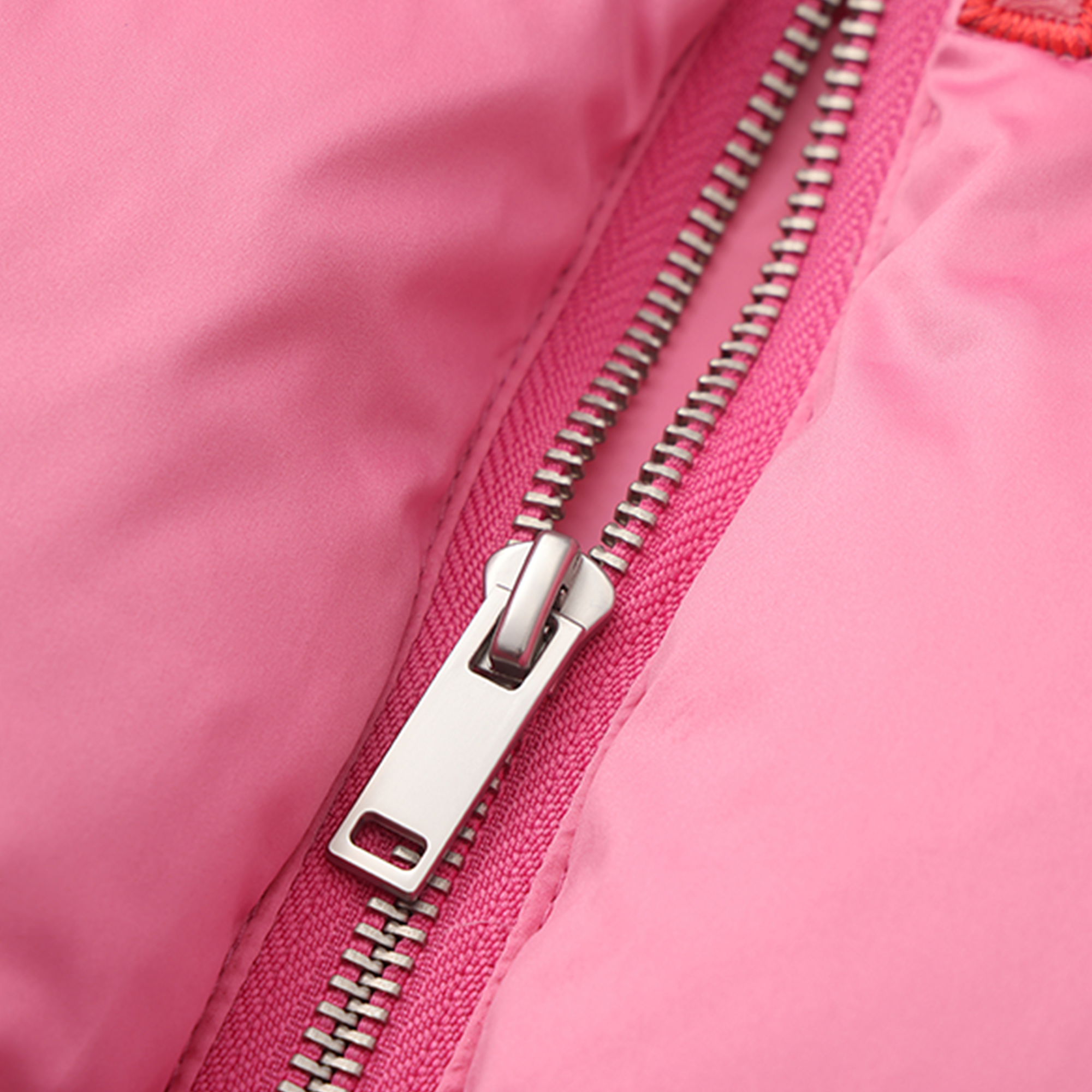 VANN VALRENCE LOGO Patch Quilted Down Vest