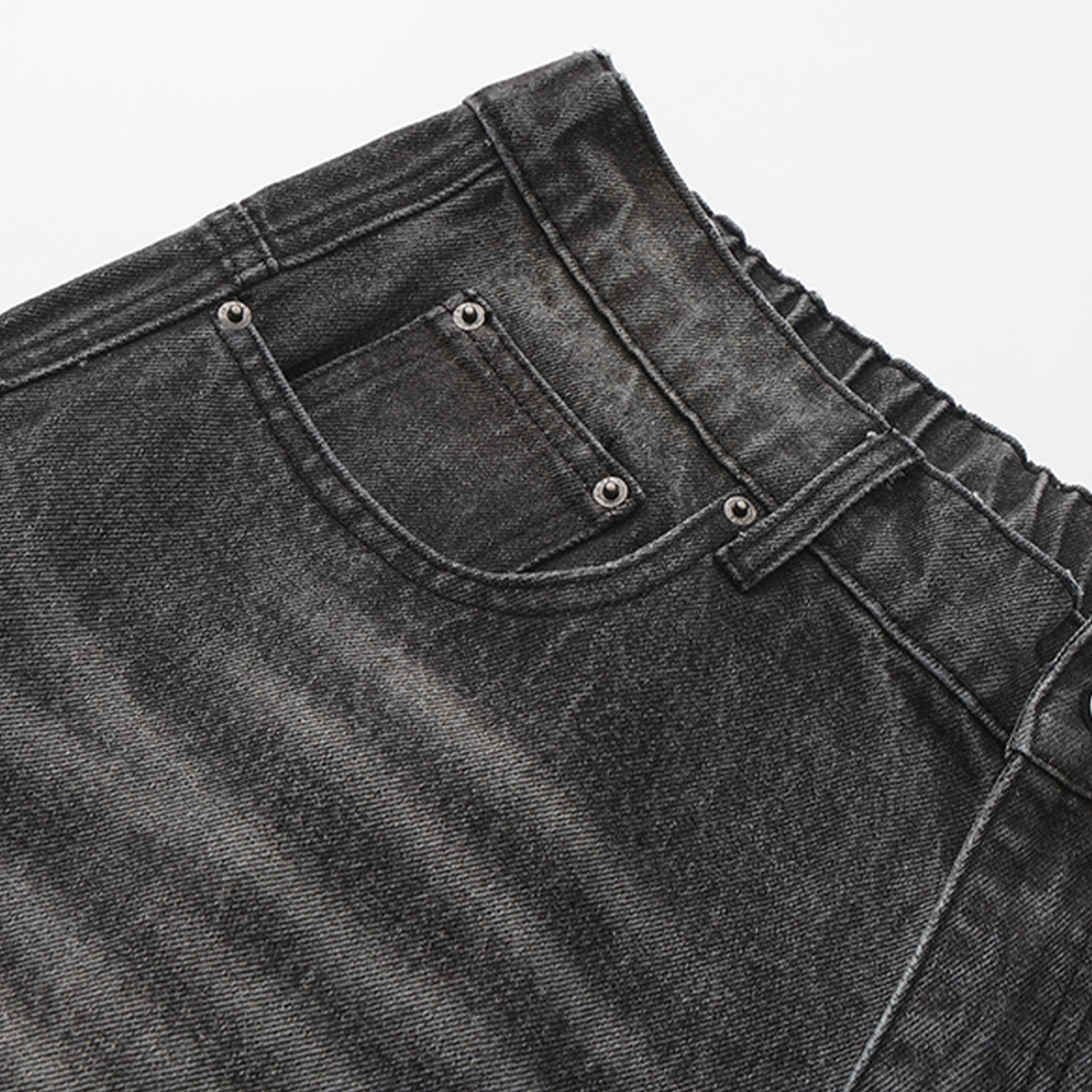 VANN VALRENCE Contrast Faded-Wash Paneled Jeans