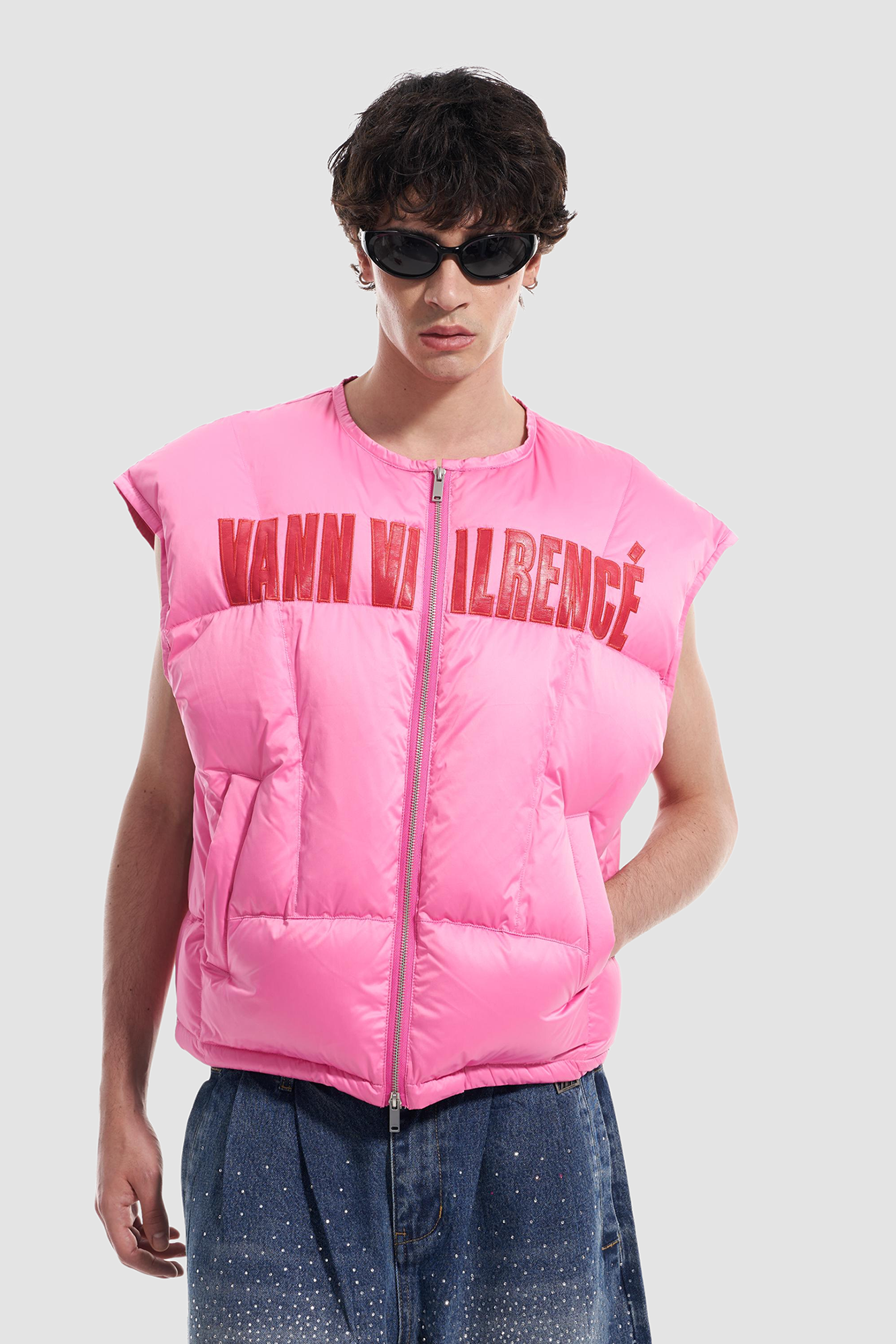 VANN VALRENCE LOGO Patch Quilted Down Vest