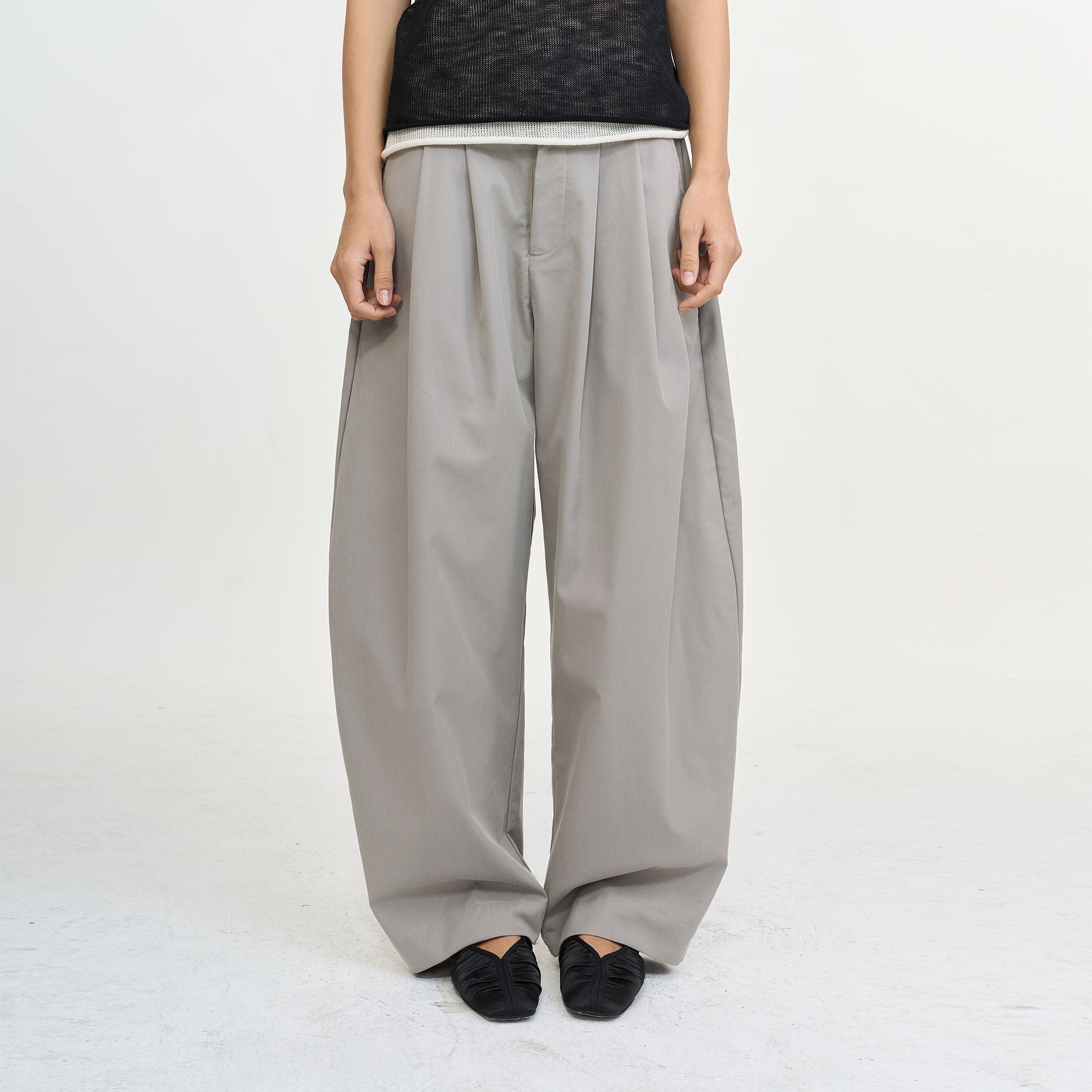 LEONSENSE Pleated Tencel Oversized Curved Pants, premium urban and streetwear designers apparel on PROJECTISR.com, LEONSENSE