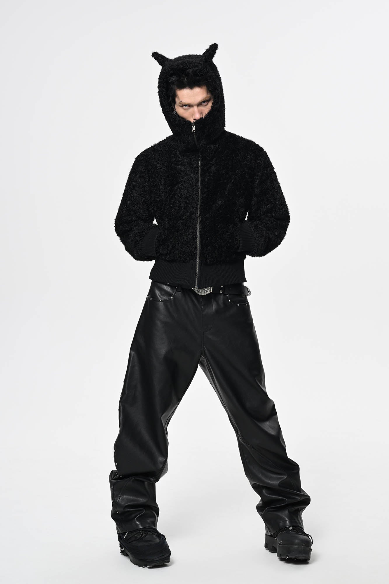 SAVAGEGROWTHWORLD Demon Horn Sherpa Cropped Zip-Up Hoodie