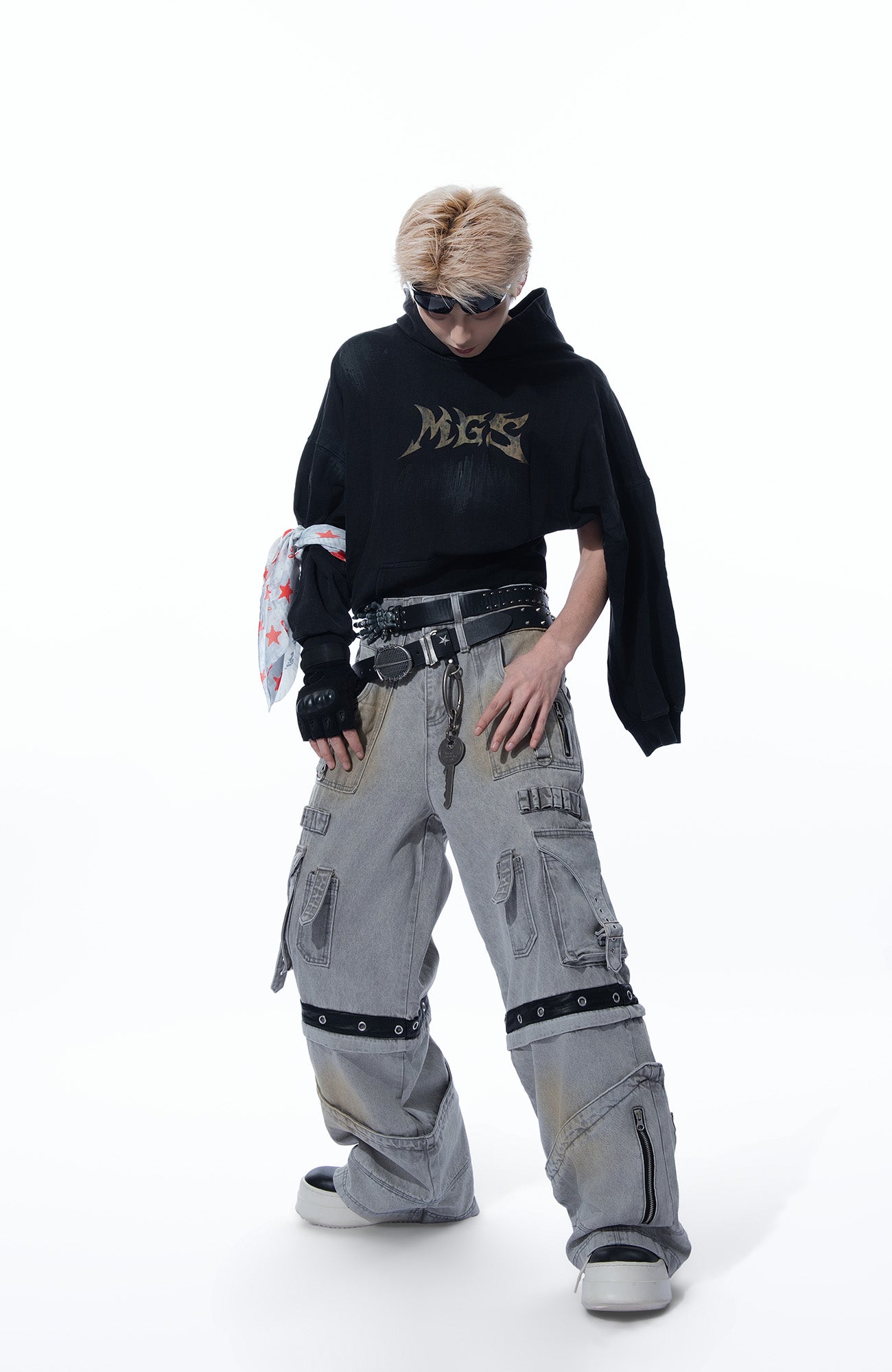 MOGONGSHE Detachable Bleach Washed Utility Cargo Jeans