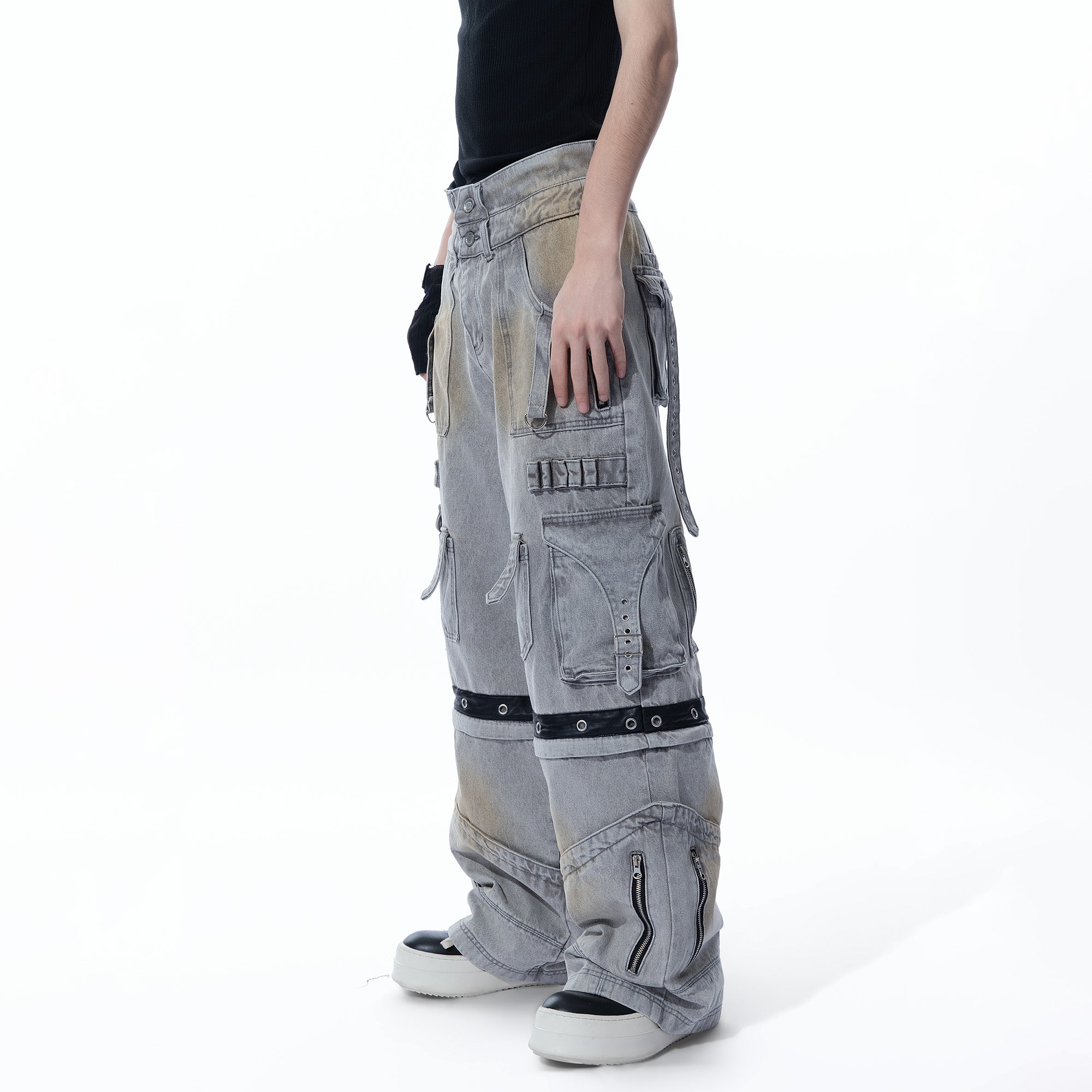 MOGONGSHE Detachable Bleach Washed Utility Cargo Jeans