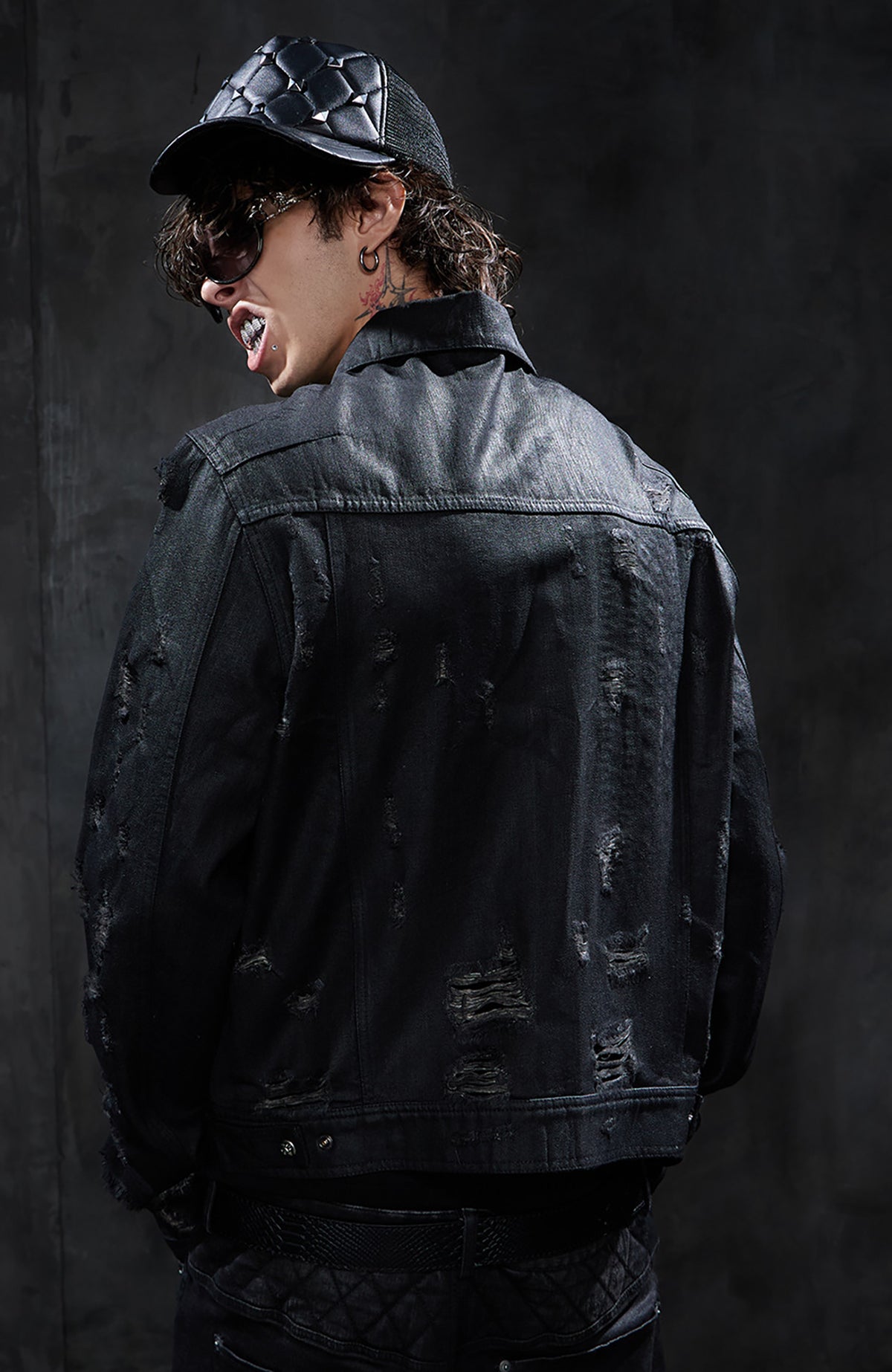 DND4DES Distressed Washed Studded Denim Jacket