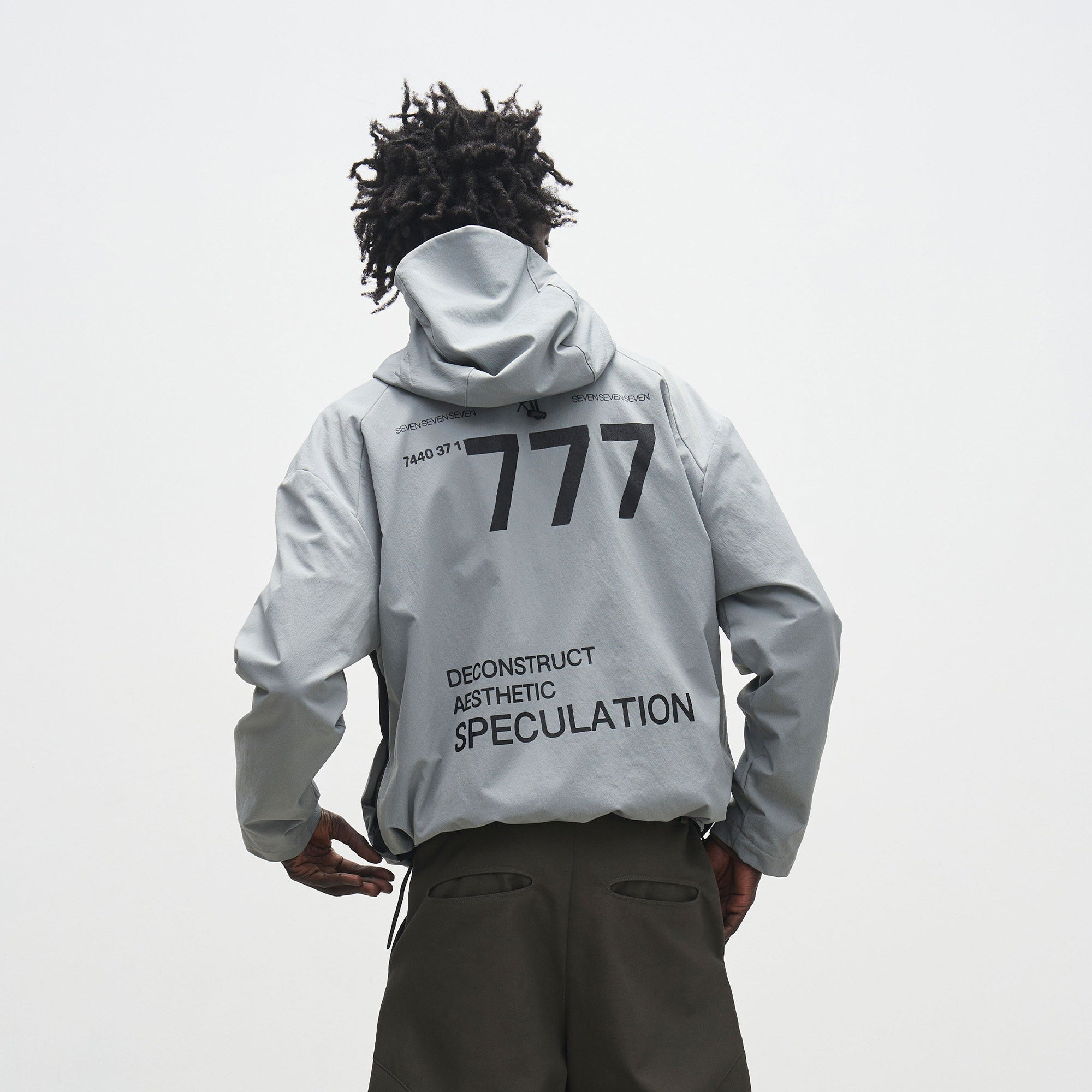 7440 37 1 Contrast Panelled Softshell Jacket