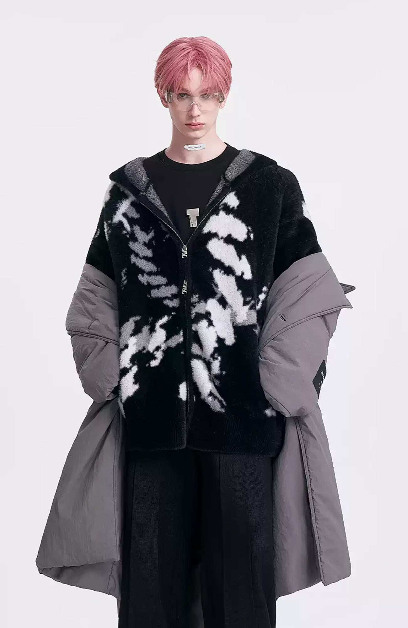 TIWILLTANG Contrast Jacquard Fuzzy Hooded Jacket