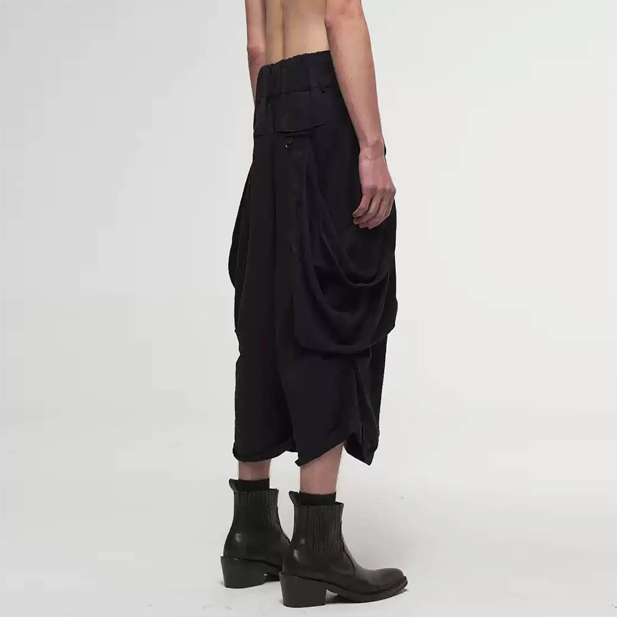 ILNya Nieternite Nifutur Balloon Pleated Slouchy Shorts, premium urban and streetwear designers apparel on PROJECTISR.com, ILNya Nieternite Nifutur