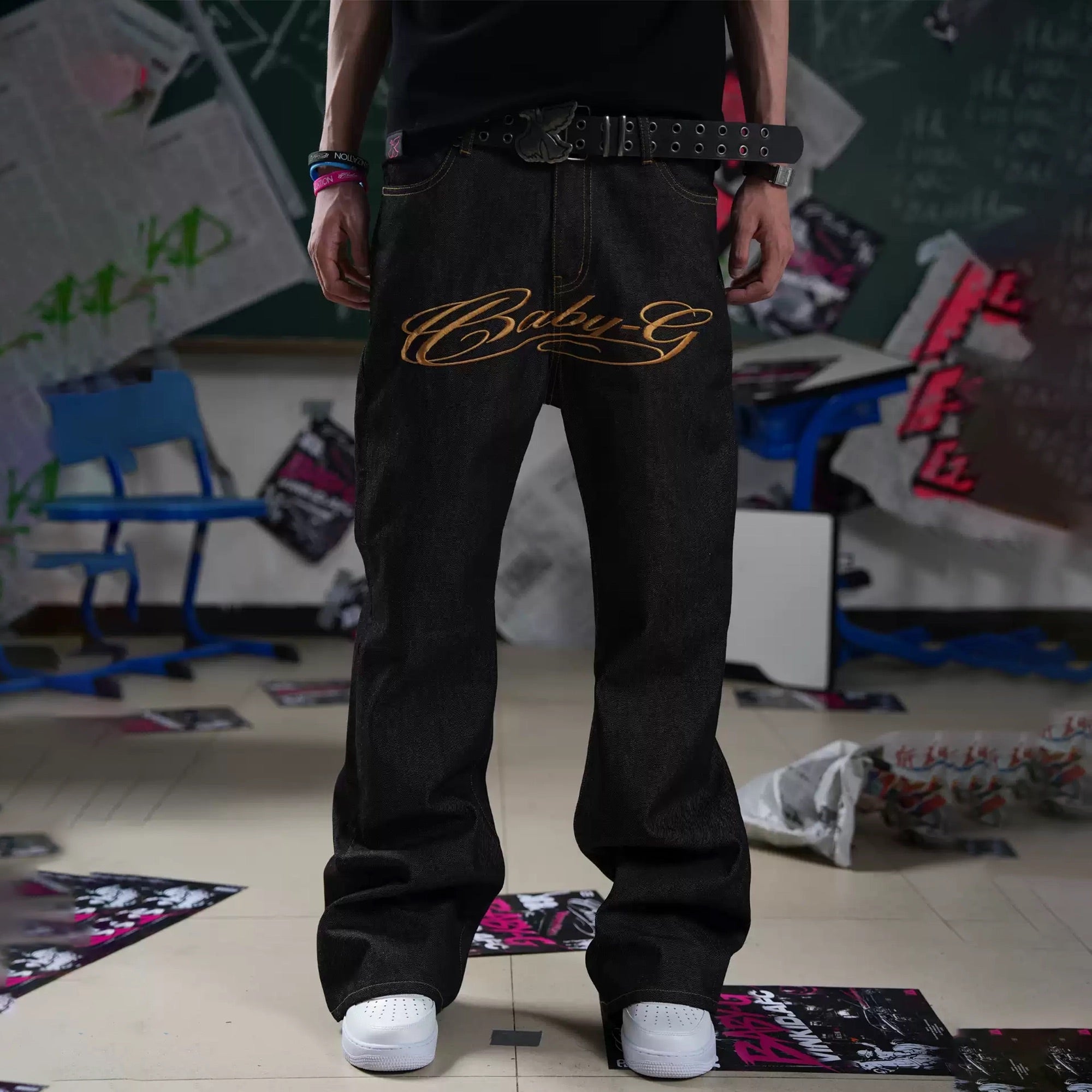 VINKID Script LOGO Raw Denim Jeans