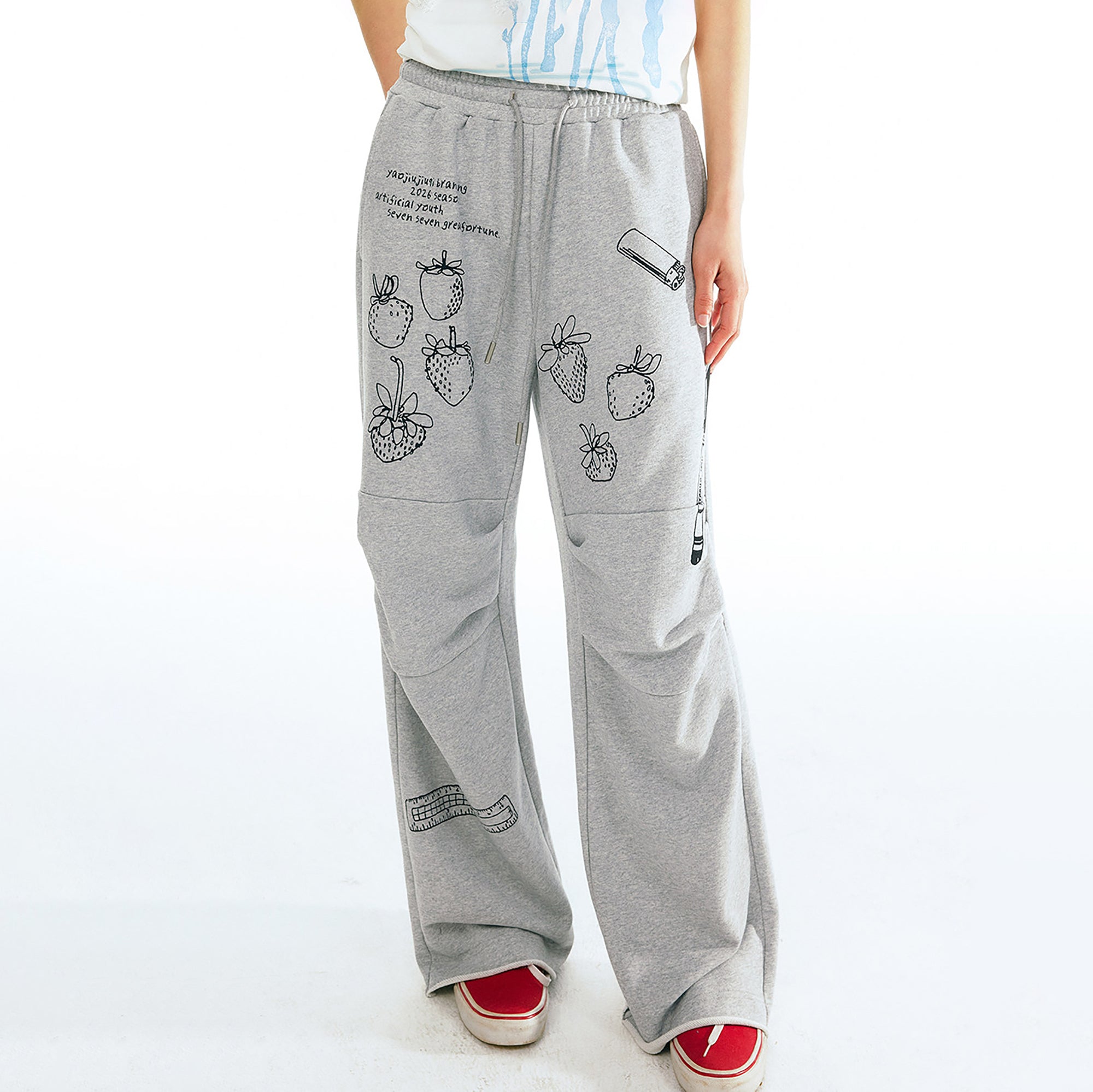 1997 POSTOFFICE Strawberry Graphic Pleated Wide-Leg Sweatpants, premium urban and streetwear designers apparel on PROJECTISR.com, 1997 POSTOFFICE