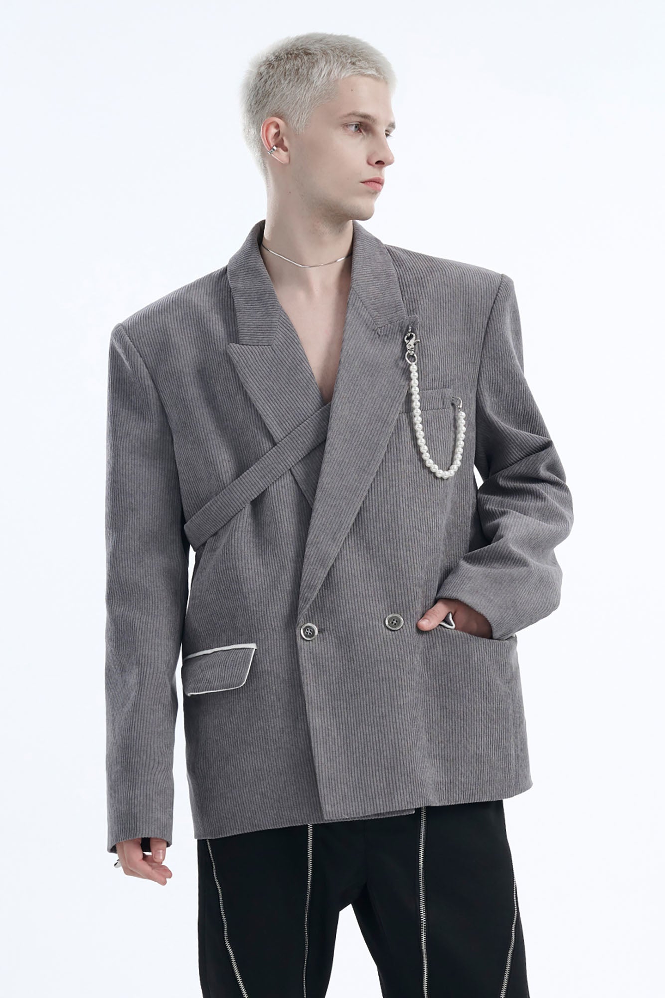 TIWILLTANG Asymmetrical Strap Pearl-Chain Corduroy Blazer