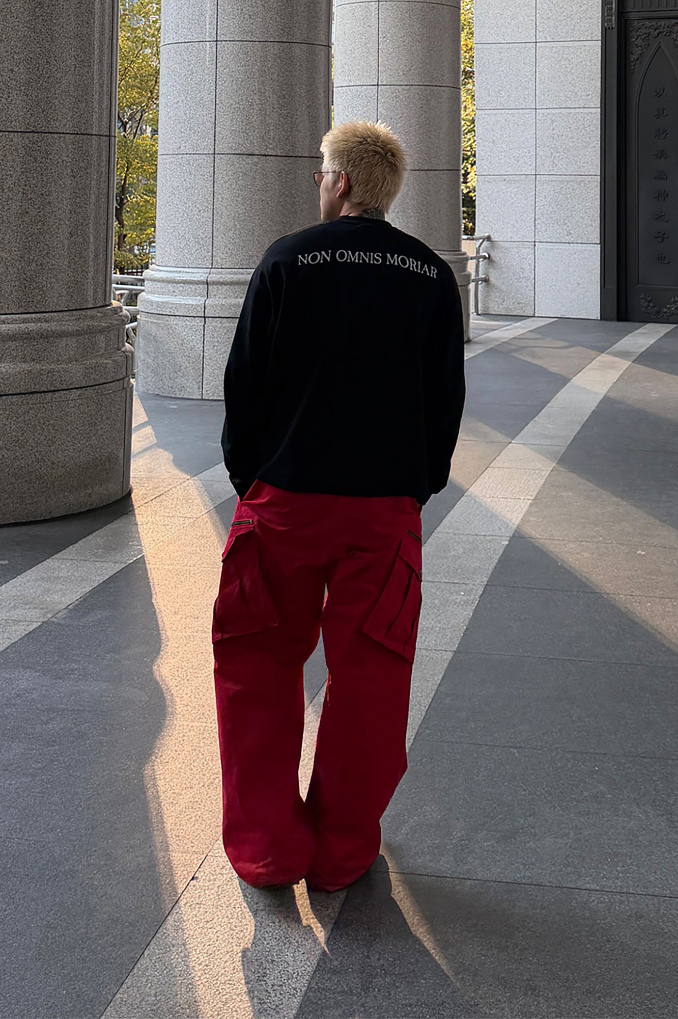 UNDERWATER Thorn Ring LOGO Long-Sleeve Tee Black