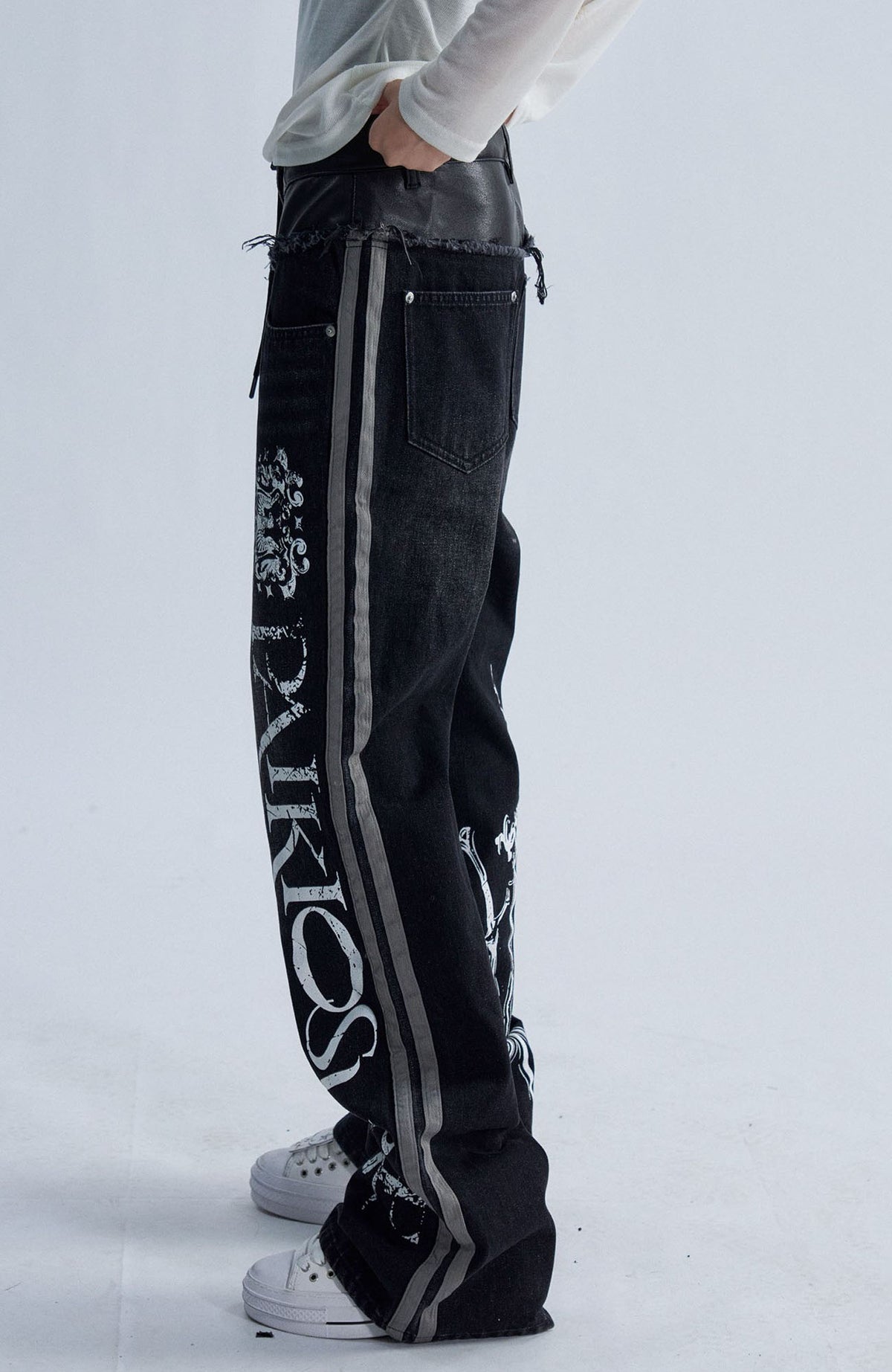 PAIKI Totem Graphic Spliced Faux Fur Frayed Washed Flared Jeans
