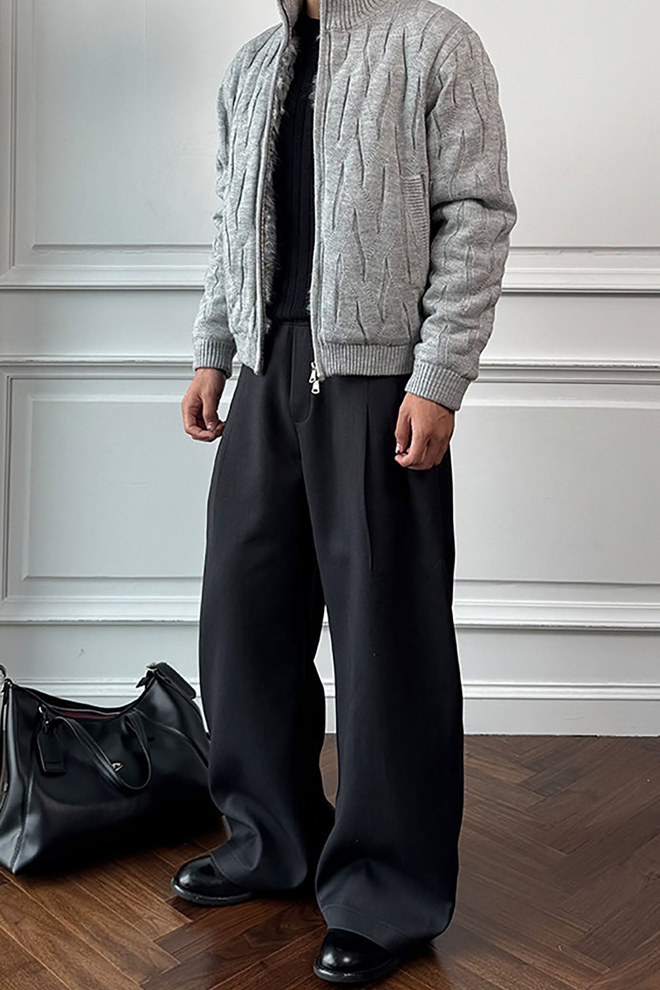 CATSSTAC Wave-Knit Stand-Collar Zip-Up Sweater