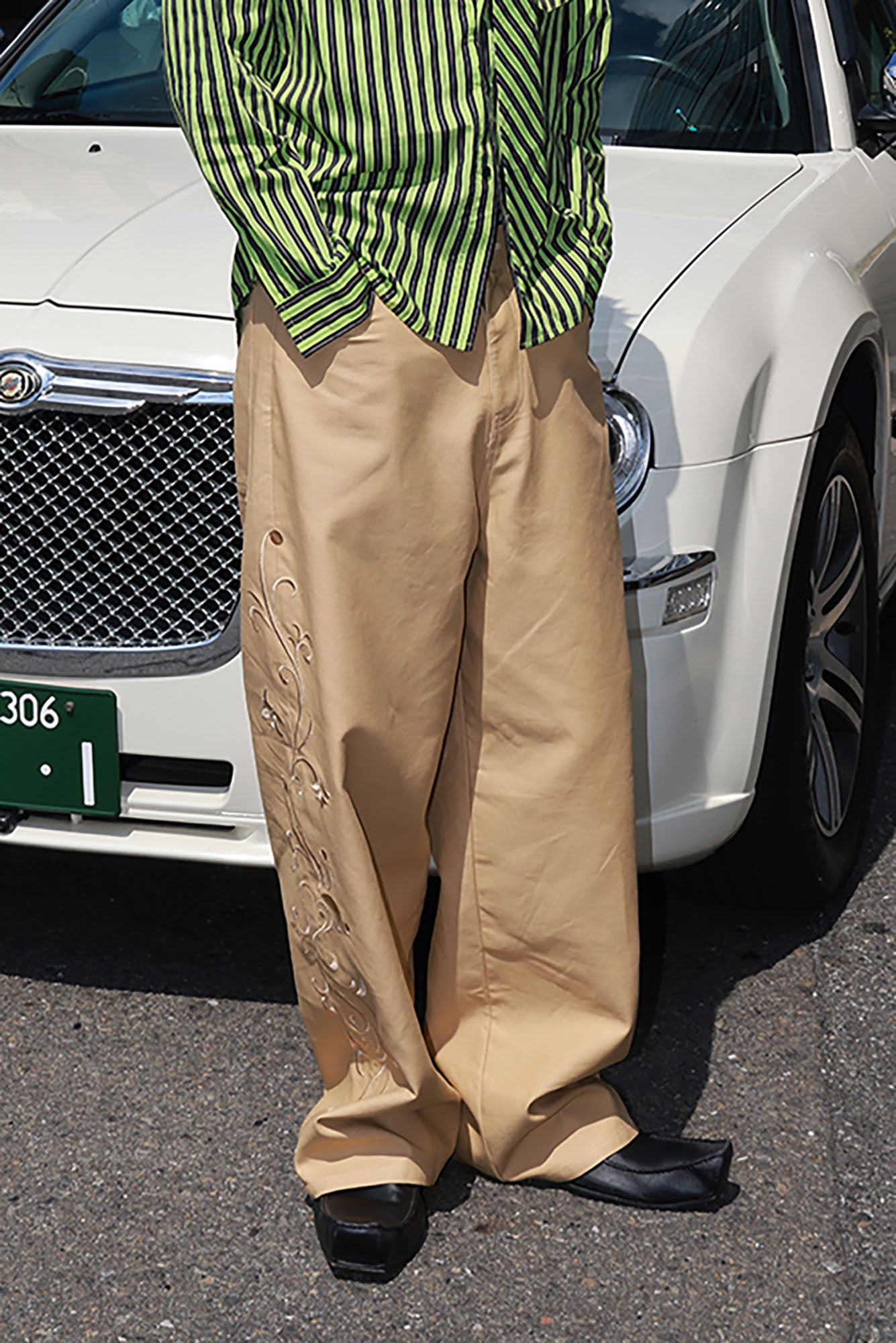 SOURPLUM Vines Embroidered Wide-Leg Trousers