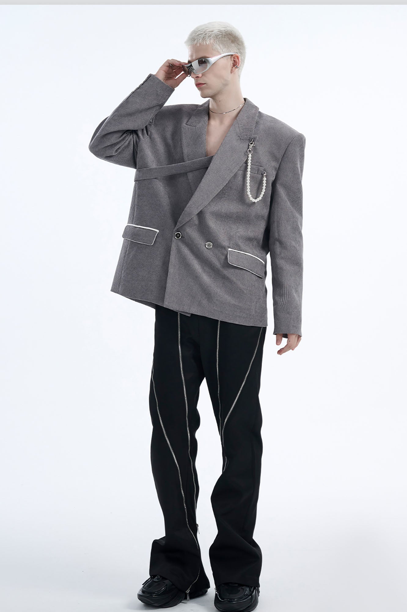 TIWILLTANG Asymmetrical Strap Pearl-Chain Corduroy Blazer