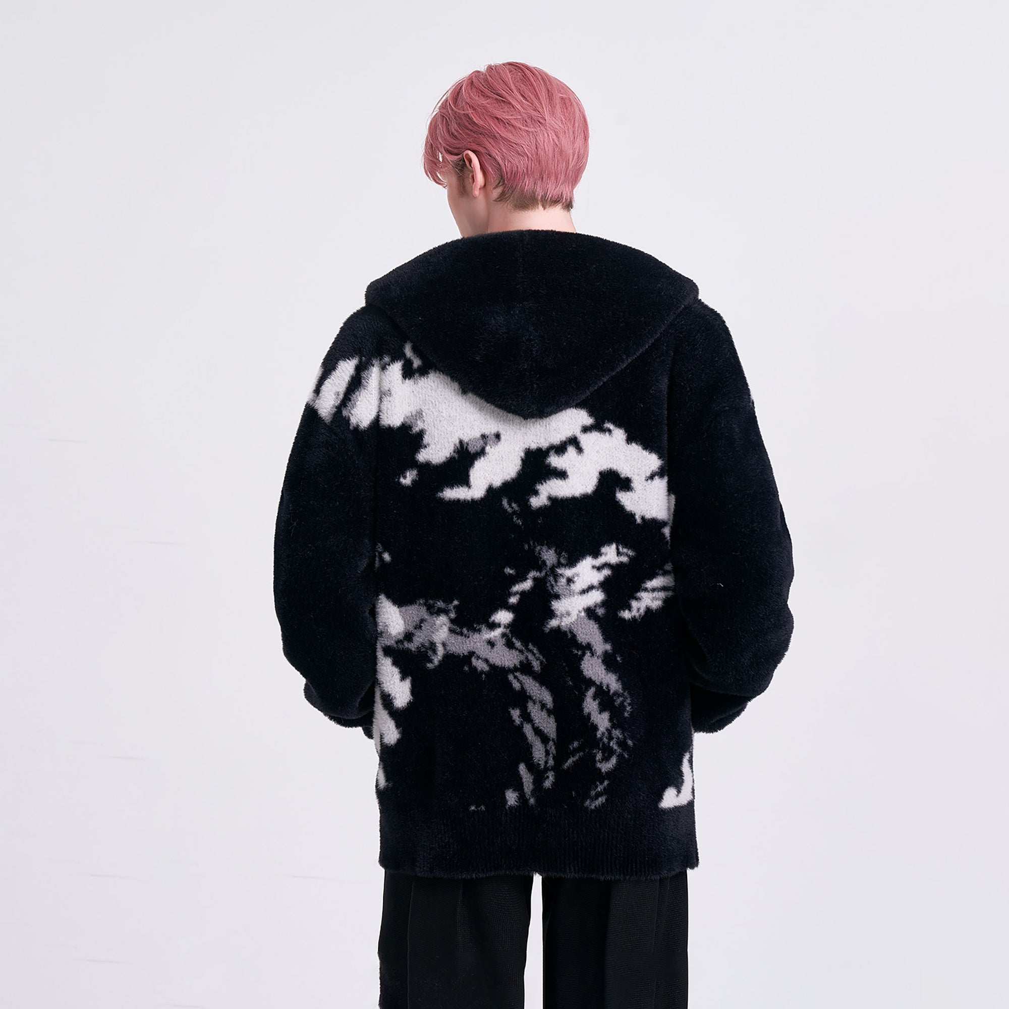 TIWILLTANG Contrast Jacquard Fuzzy Hooded Jacket