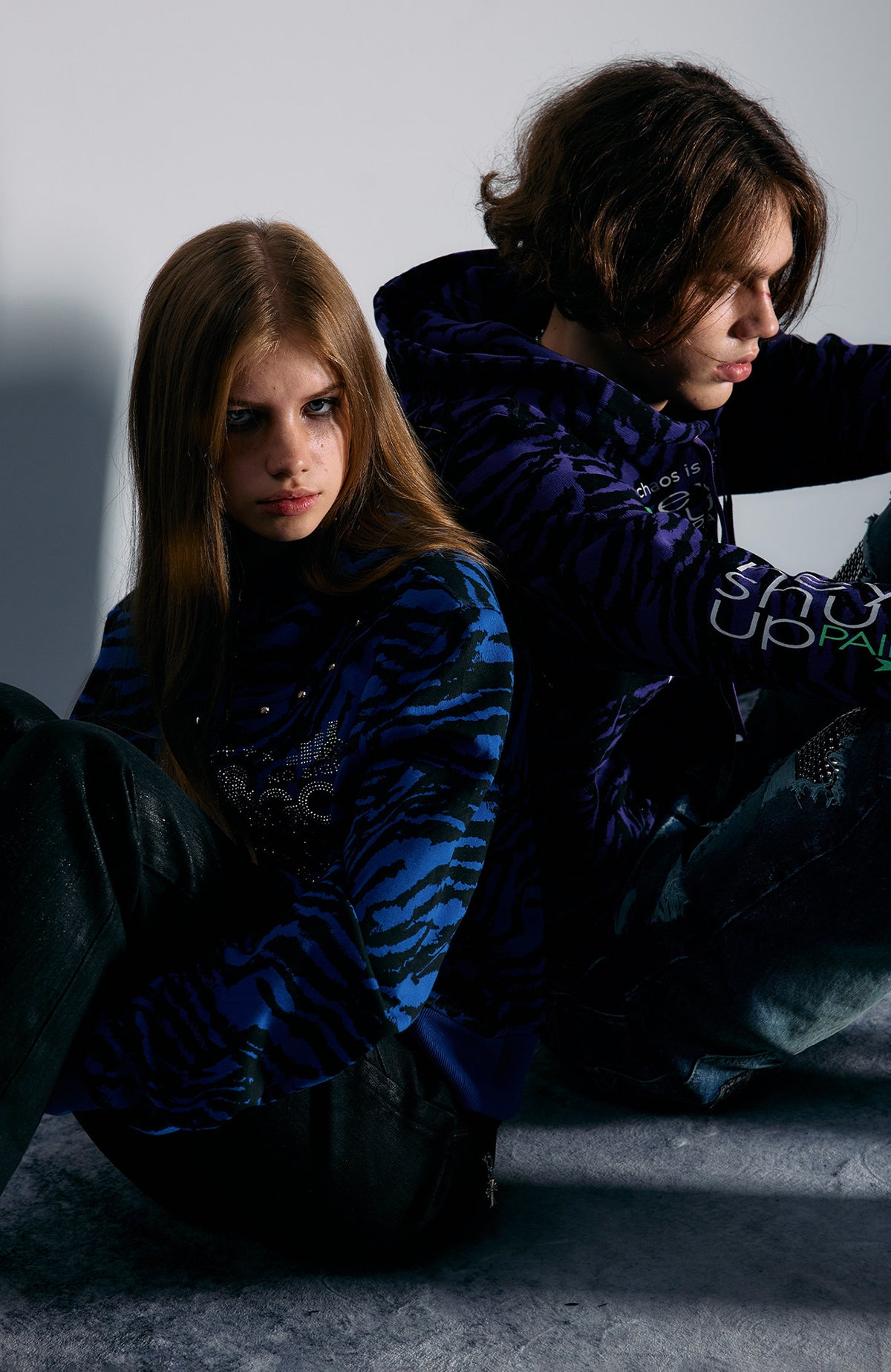PAIKI Purple Tiger Graphic Zip-Up Hoodie
