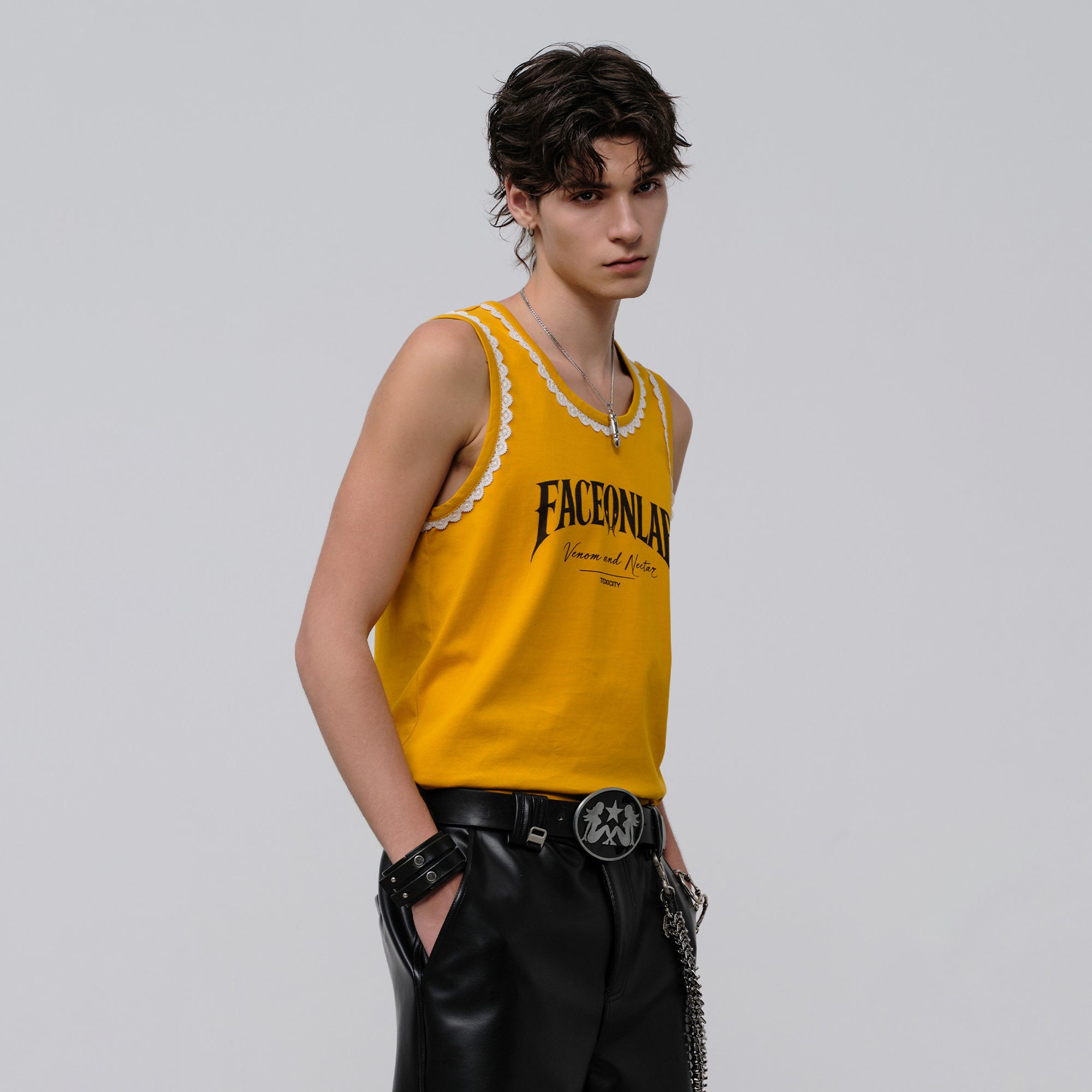 FACEONLAB Lace Trim Gothic Letters Sleeveless Tank