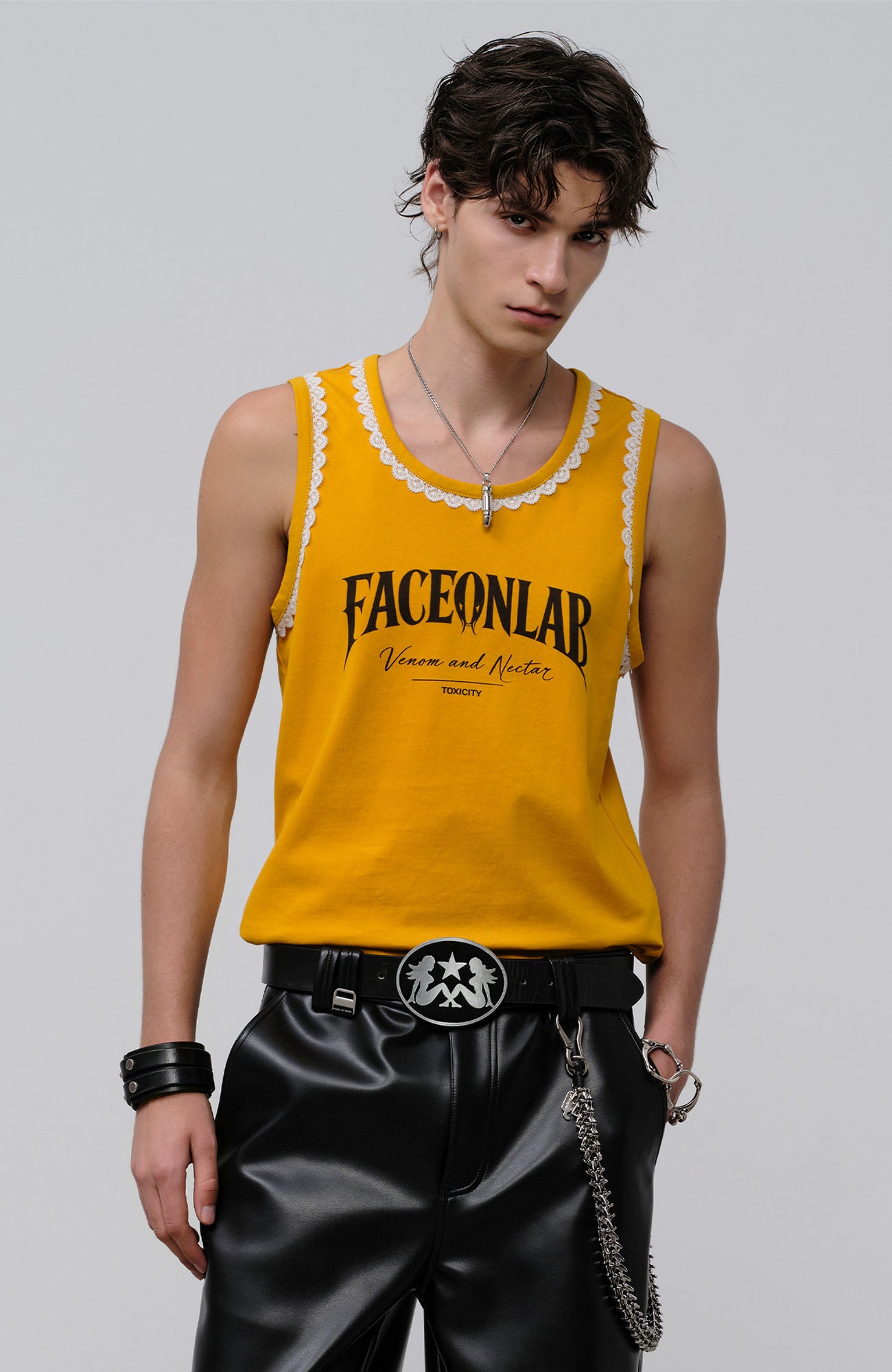 FACEONLAB Lace Trim Gothic Letters Sleeveless Tank