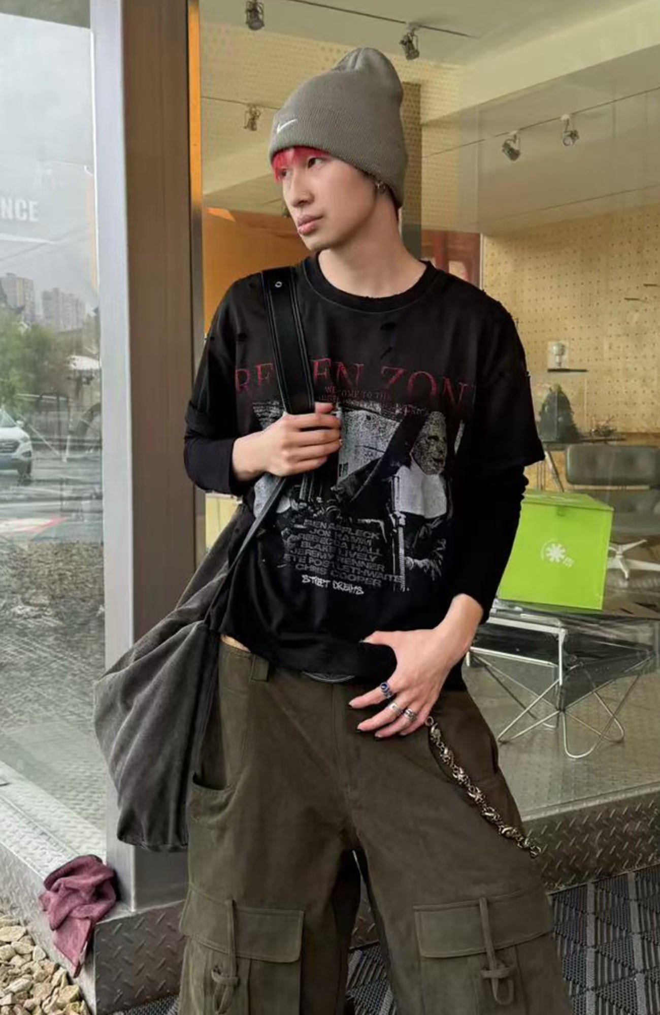 REGEN ZONE Distressed Washed Graphic T-Shirt