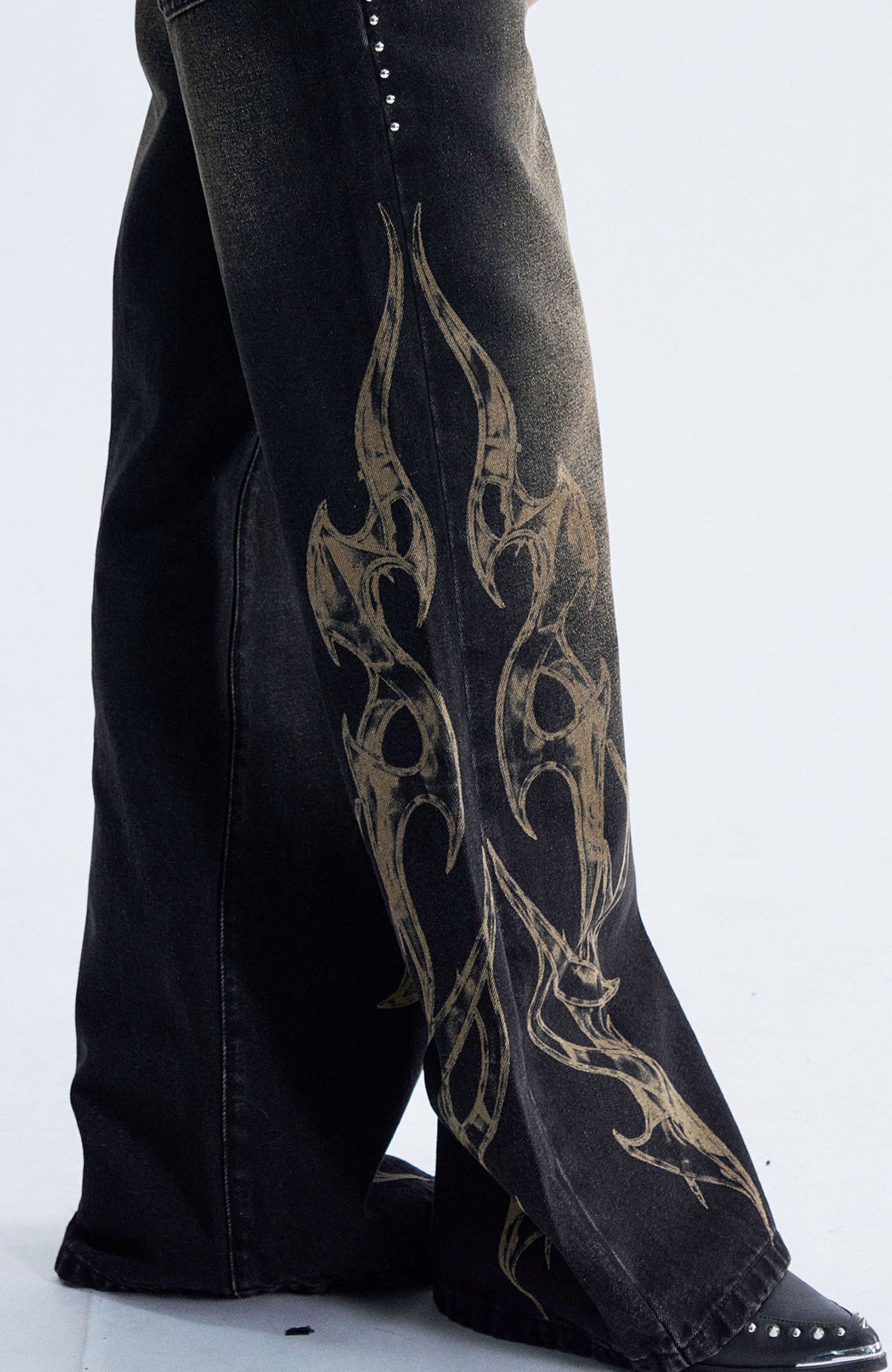 PAIKI Flame Totem Rivet Washed Straight-Leg Jeans