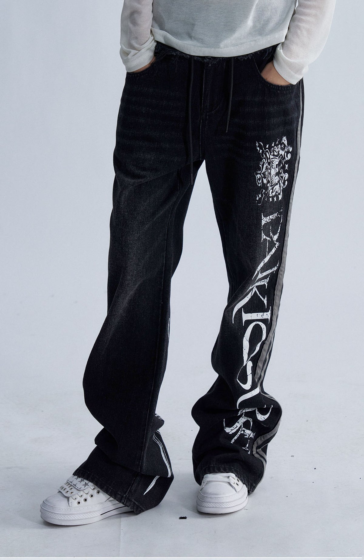 PAIKI Totem Graphic Spliced Faux Fur Frayed Washed Flared Jeans