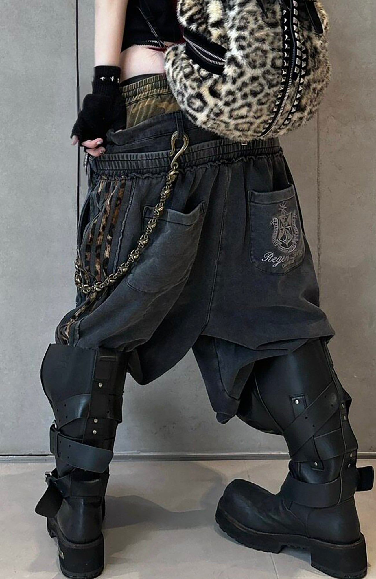 REGEN ZONE Spliced Leopard Camo Striped Sweatpants