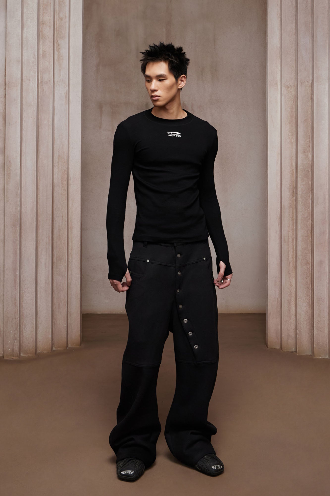 DND4DES Bullet LOGO Graphic Long-Sleeve Tee