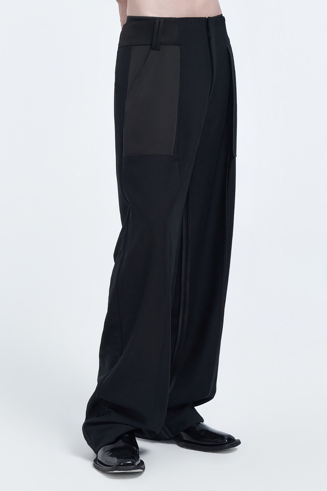 TIWILLTANG Satin Panel Straight-Leg Pants