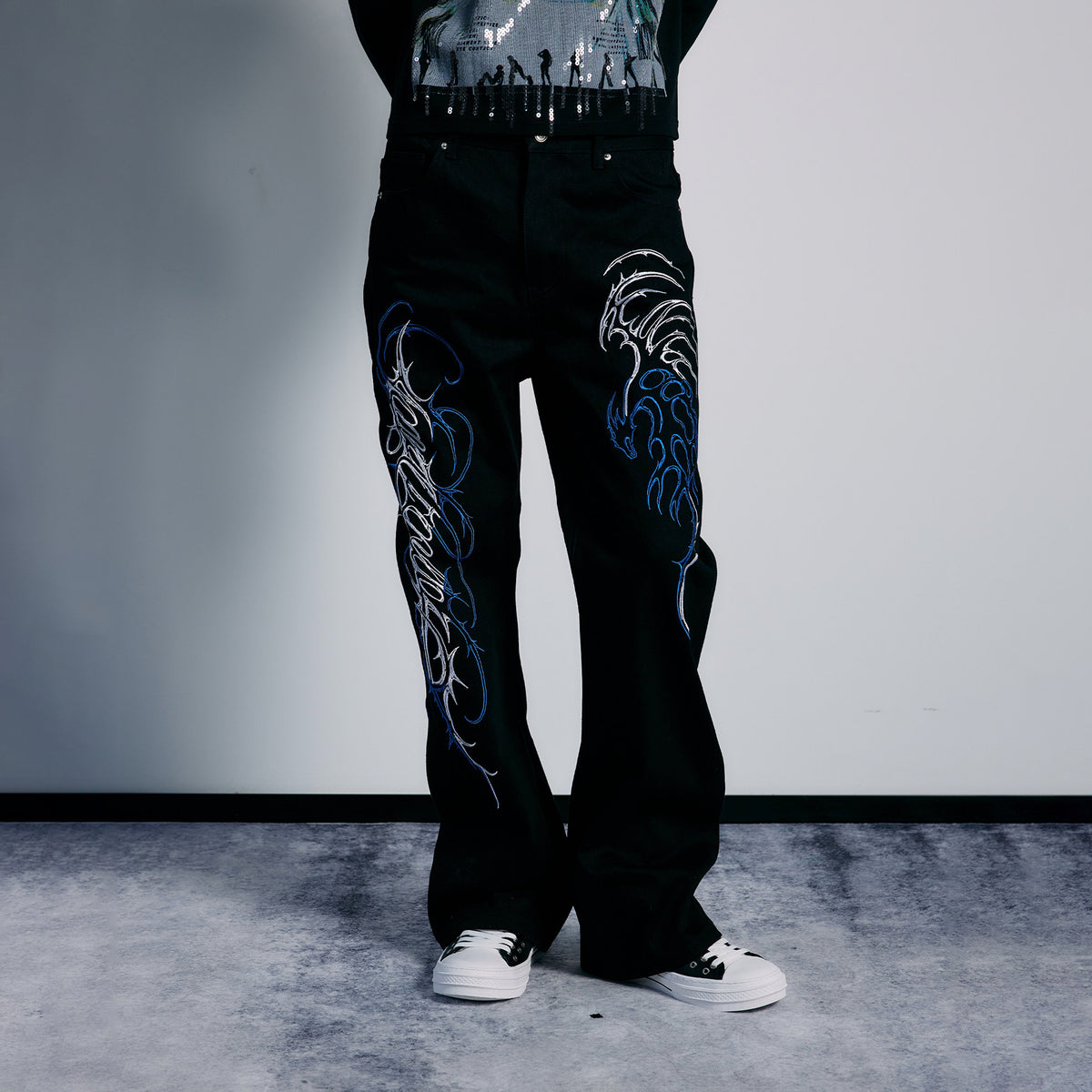 PAIKI Embroidered Thorn Floral Raw Selvedge Straight-Leg Jeans