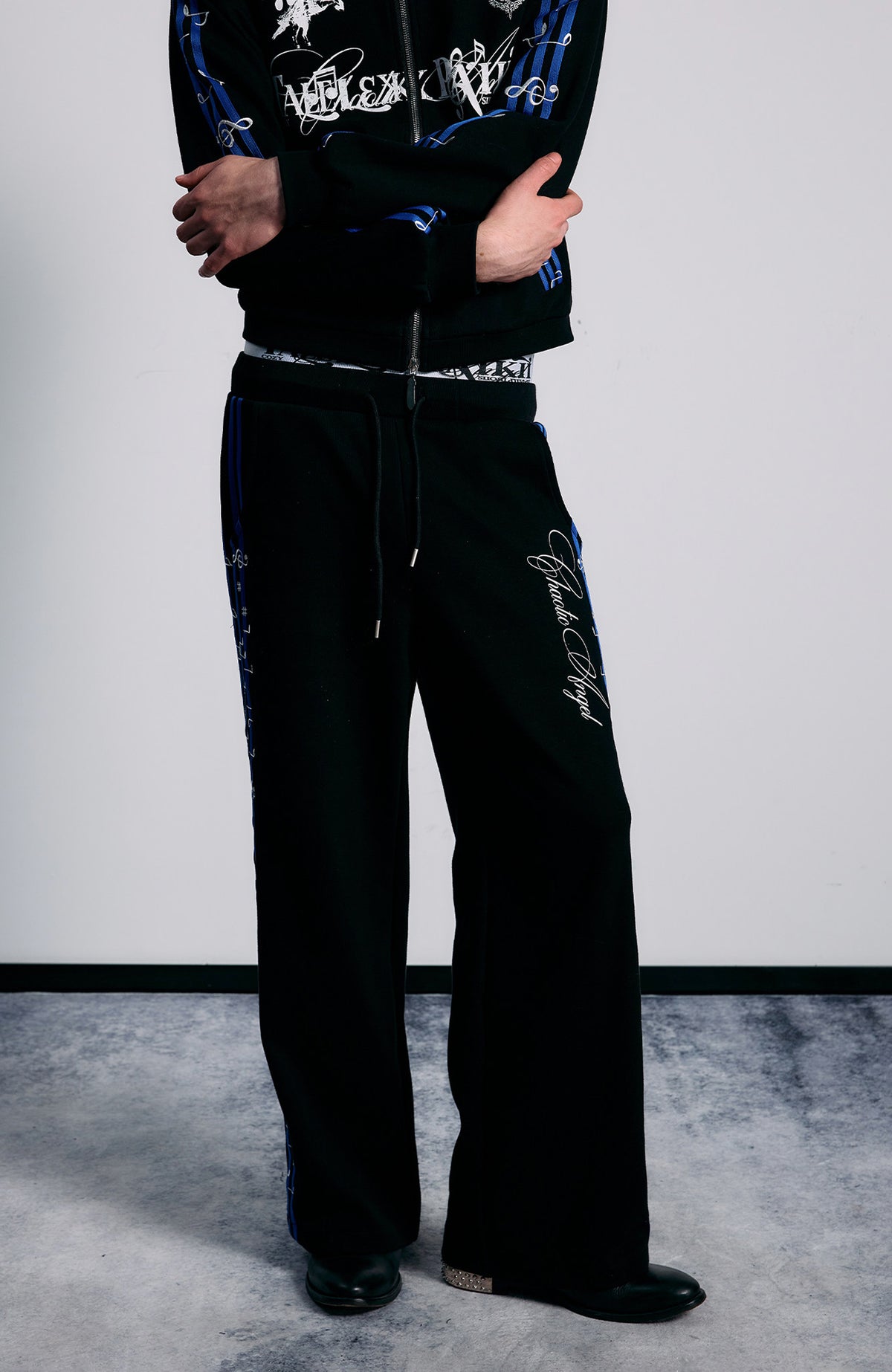 PAIKI Striped Double-Waistband Straight-Leg Sweatpants