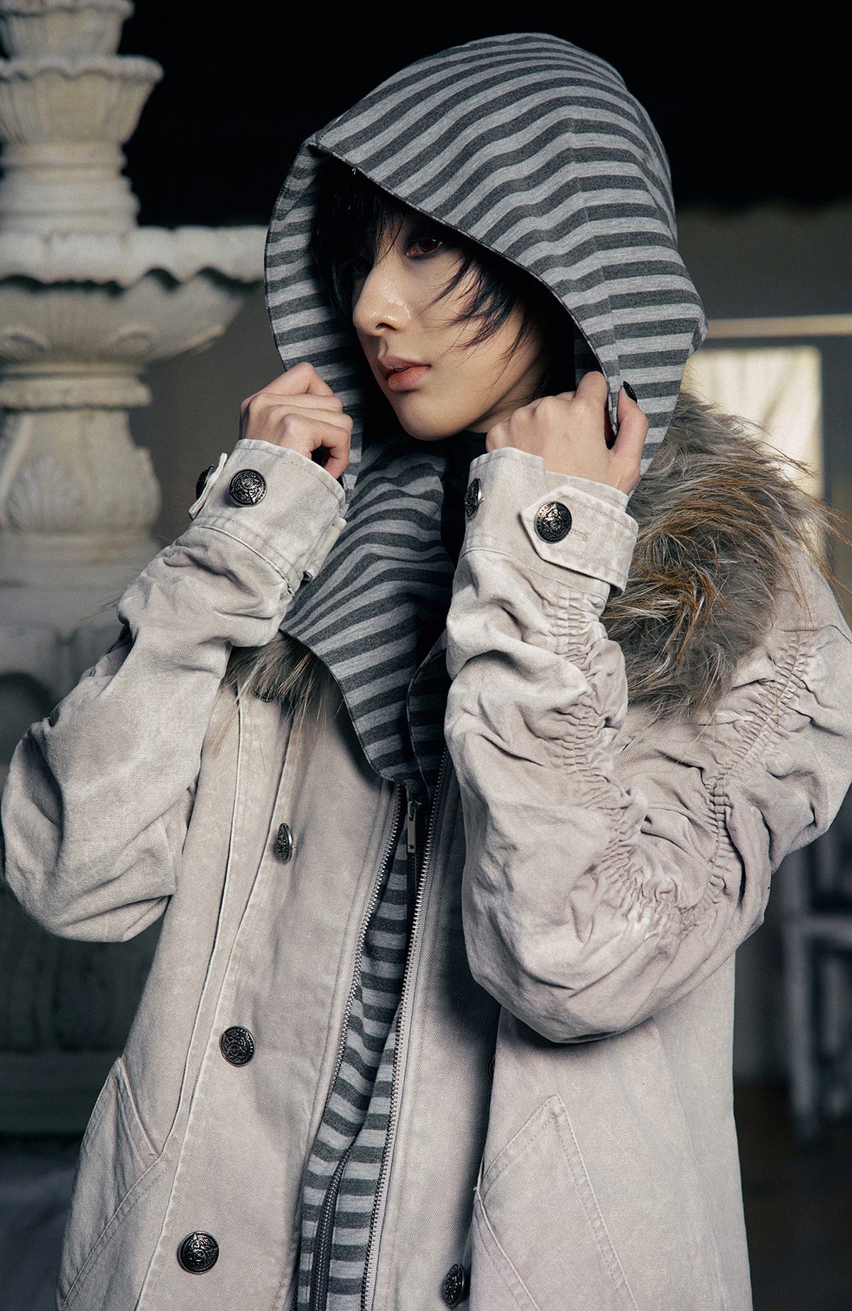 PAIKI Detachable Fur-Collar Canvas Double-Breasted Jacket