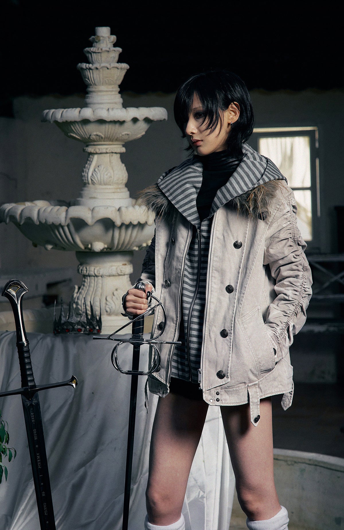 PAIKI Detachable Fur-Collar Canvas Double-Breasted Jacket