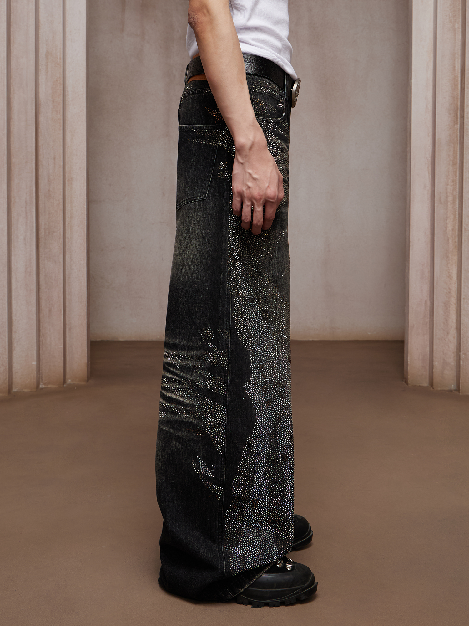DND4DES Dirty-Washed Diamond Wide-Leg Jeans Black