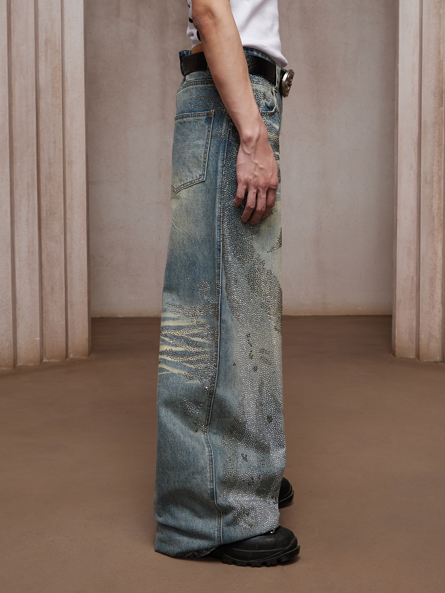 DND4DES Dirty-Washed Diamond Wide-Leg Jeans Blue