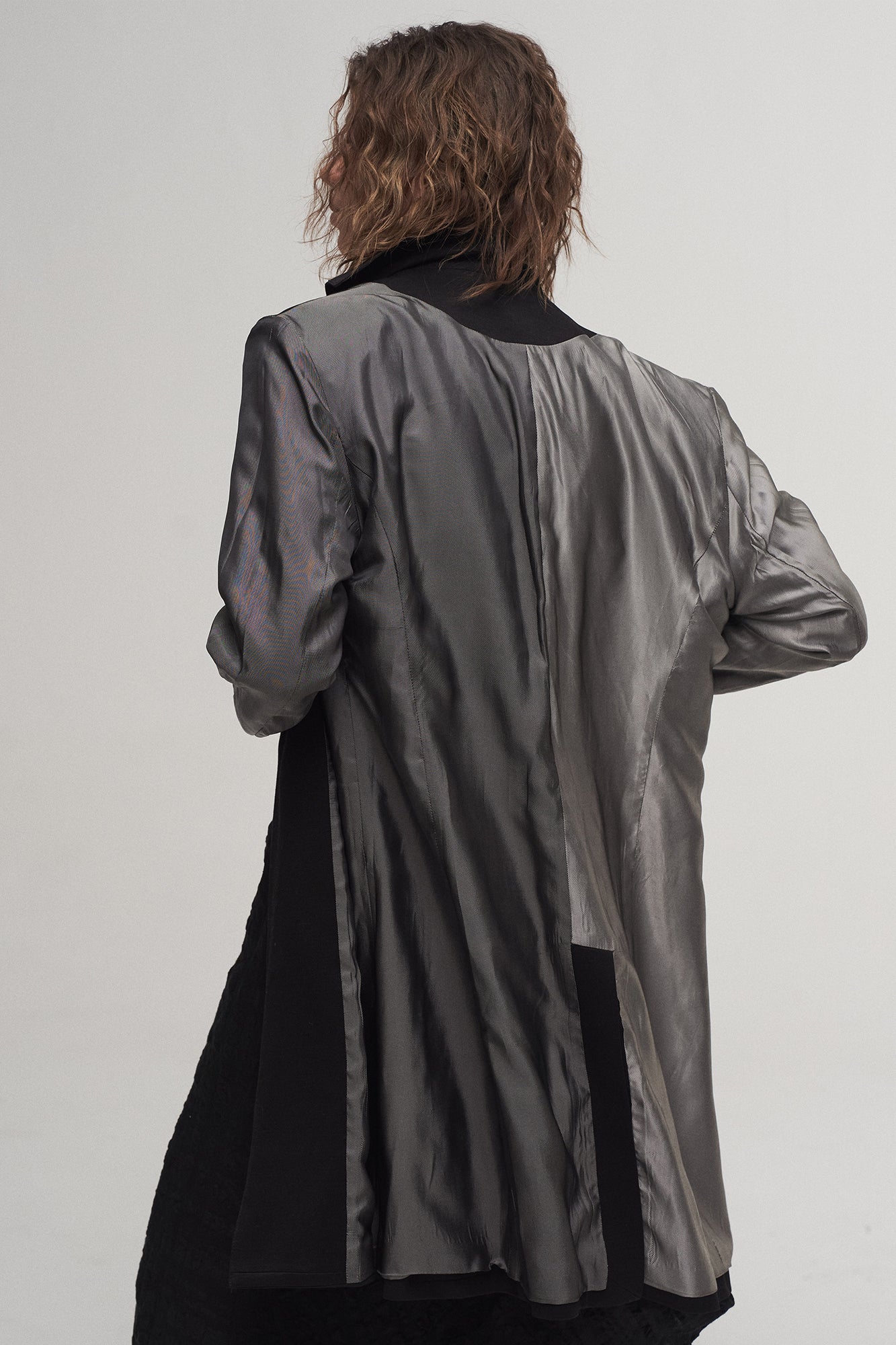 ILNya Nieternite Nifutur Reversible Armor-Sleeve Longline Blazer