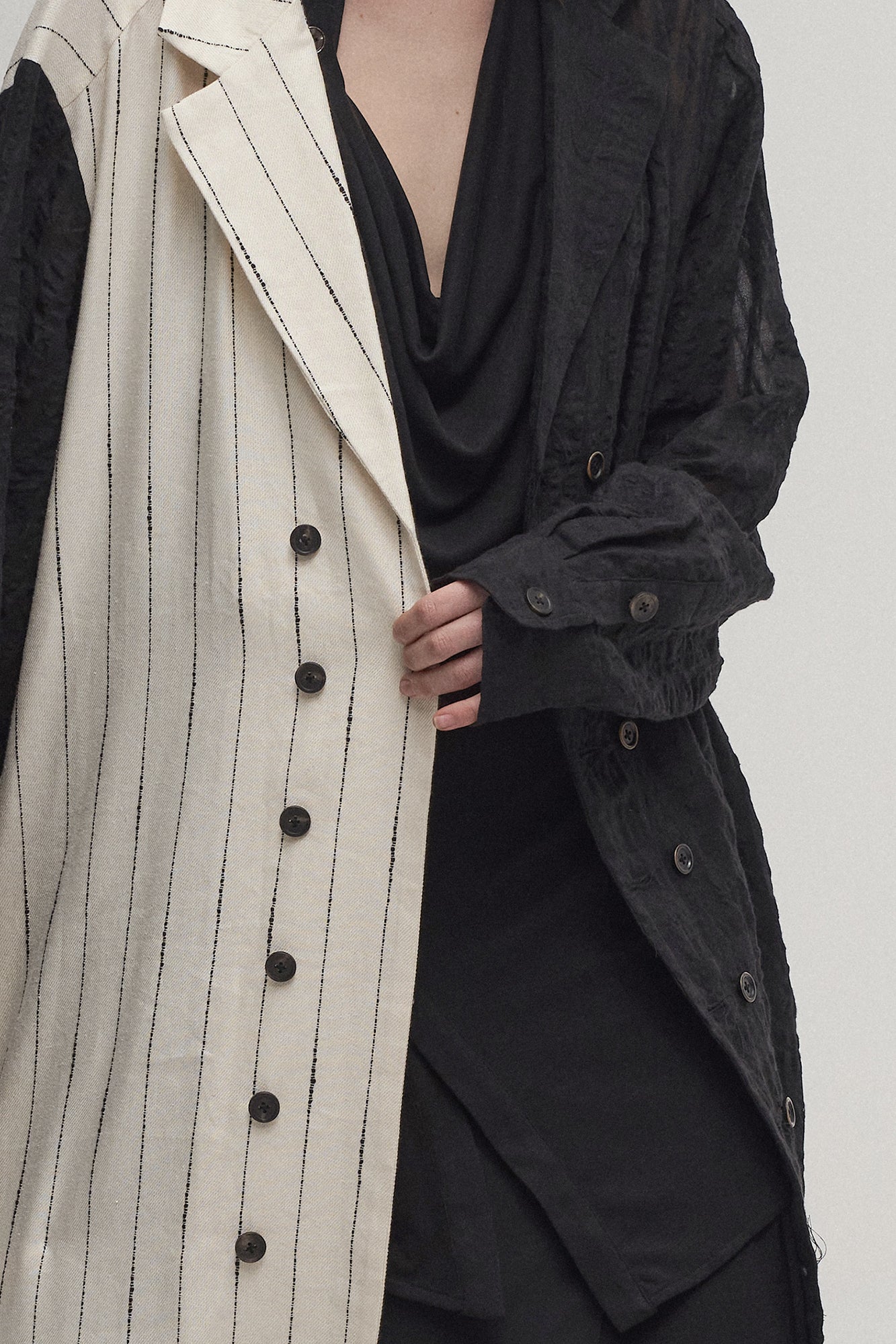 ILNya Nieternite Nifutur Contrast Spliced Striped Sheer Coat